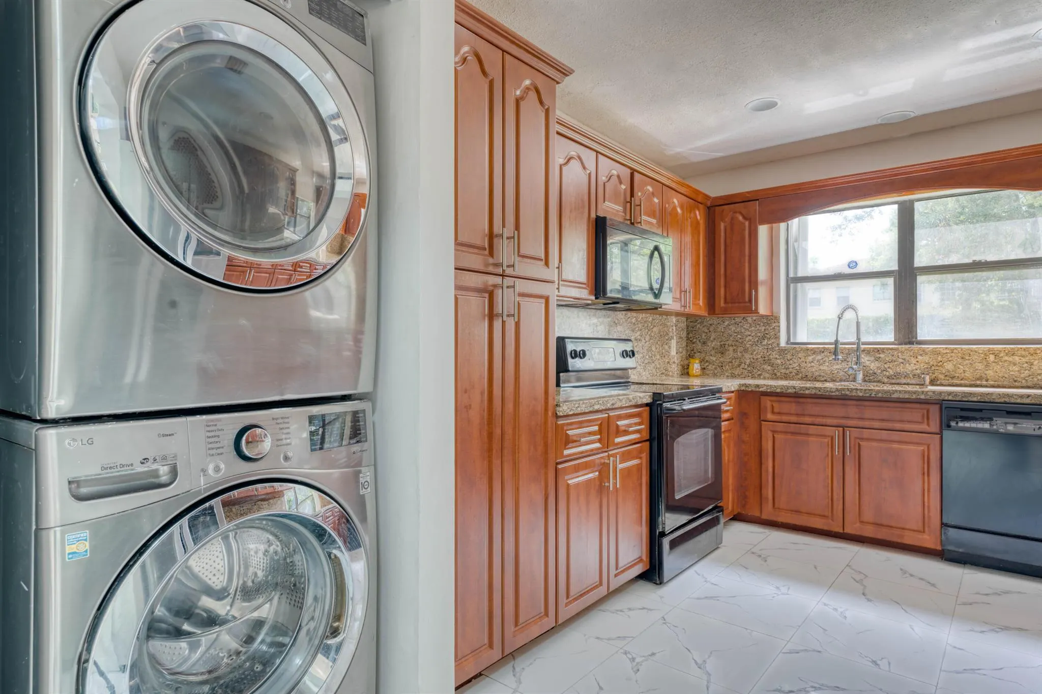 101 Fairway Lane