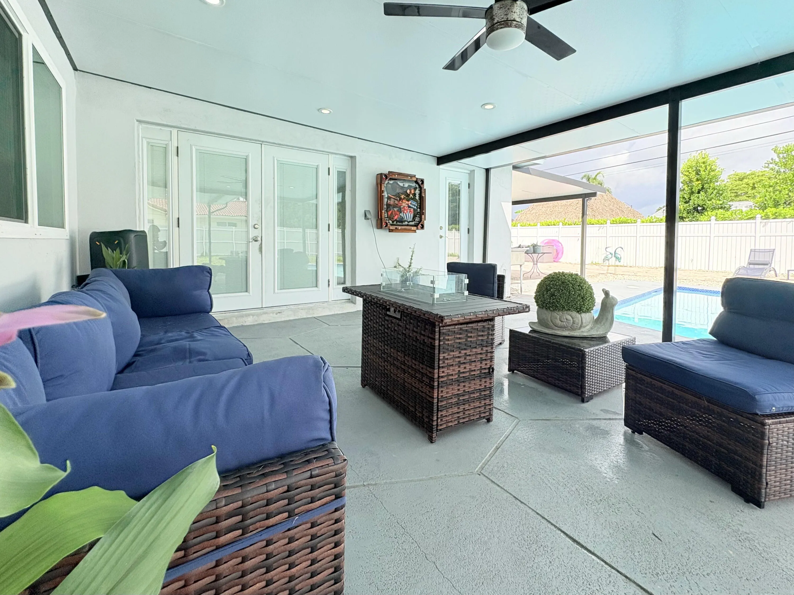 1861 Caribbean Road W