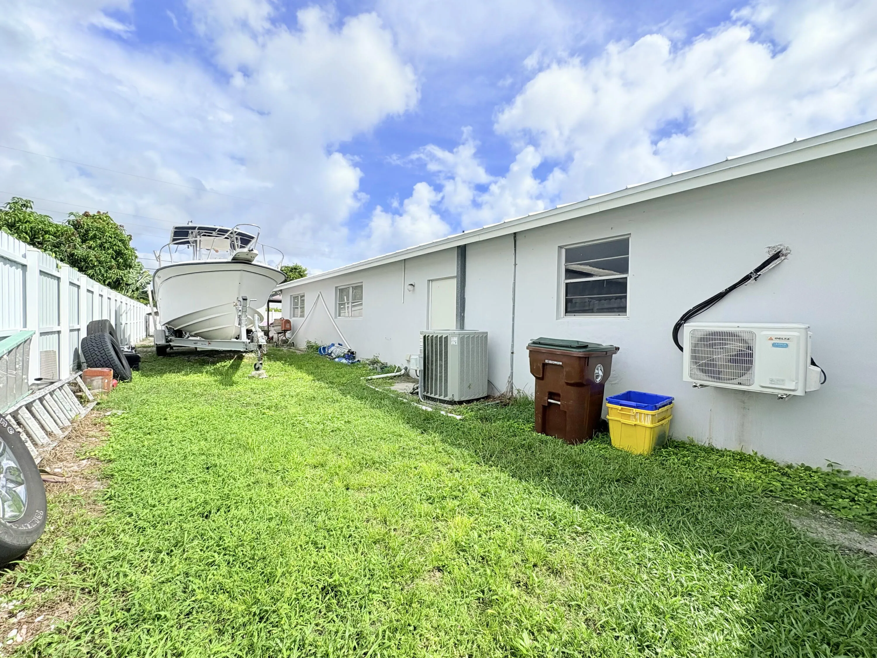 1861 Caribbean Road W