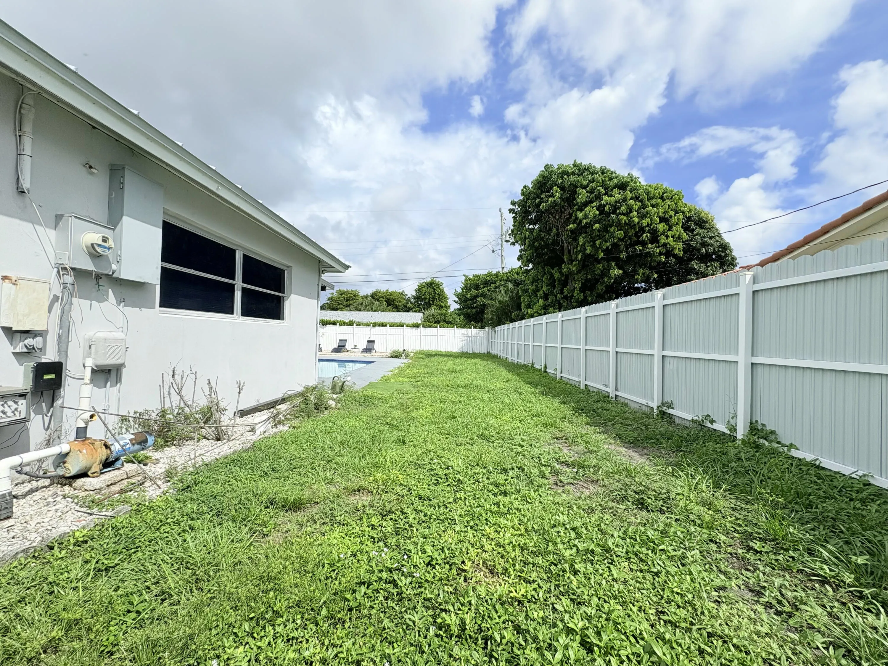 1861 Caribbean Road W