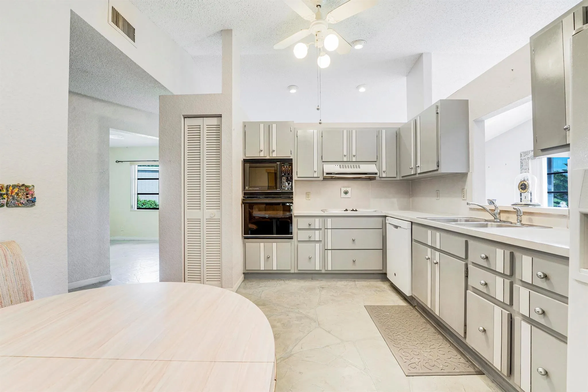 8421 Bonita Isle Drive