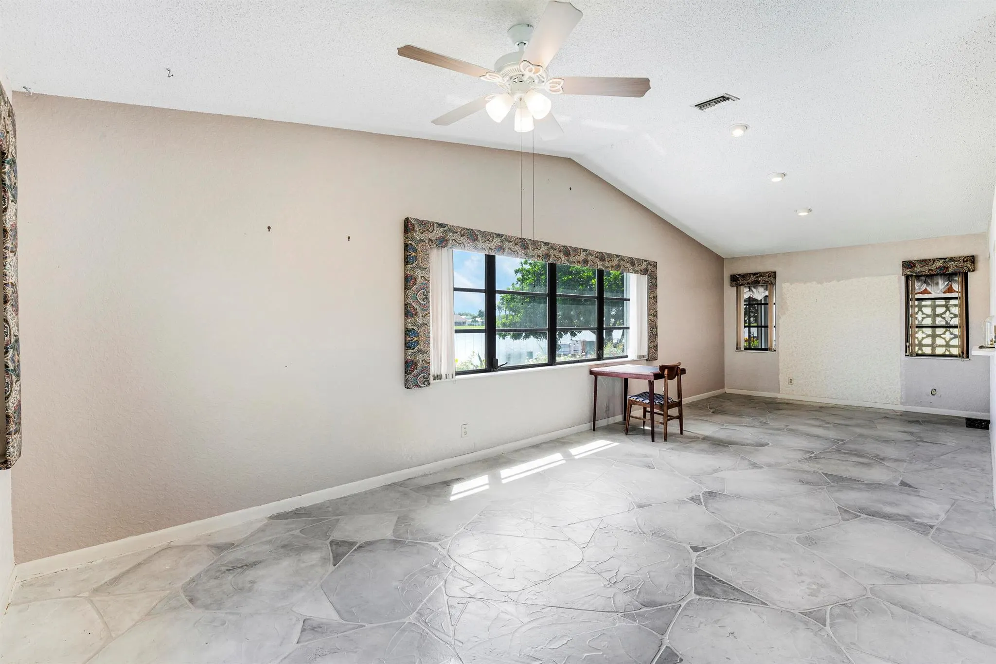 8421 Bonita Isle Drive