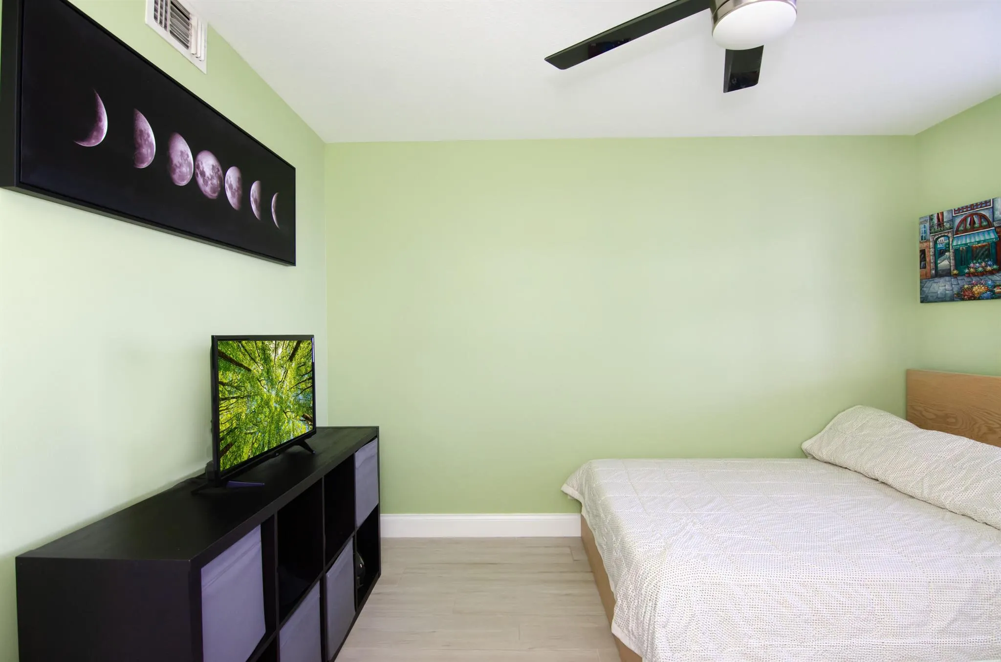 760 Executive Center Drive, #24