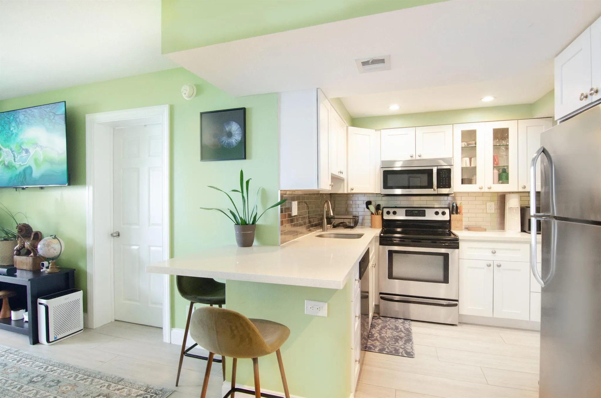 760 Executive Center Drive, #24