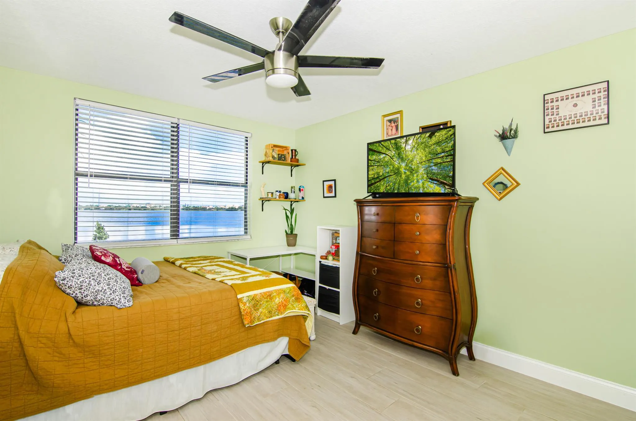 760 Executive Center Drive, #24