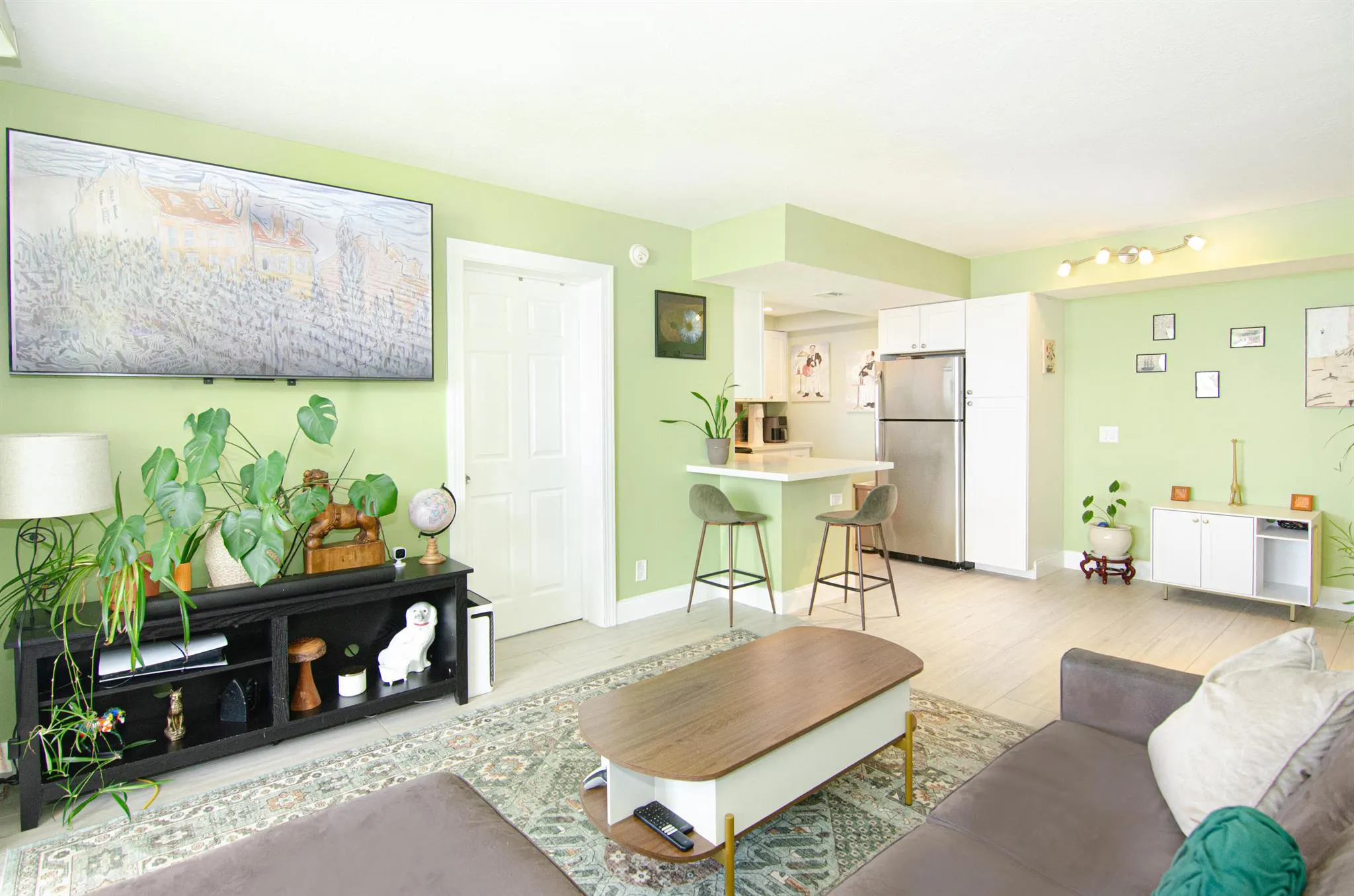 760 Executive Center Drive, #24
