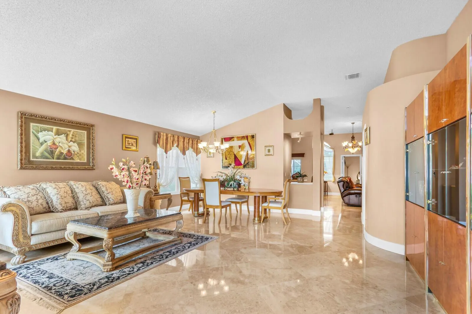 121 Egret Drive