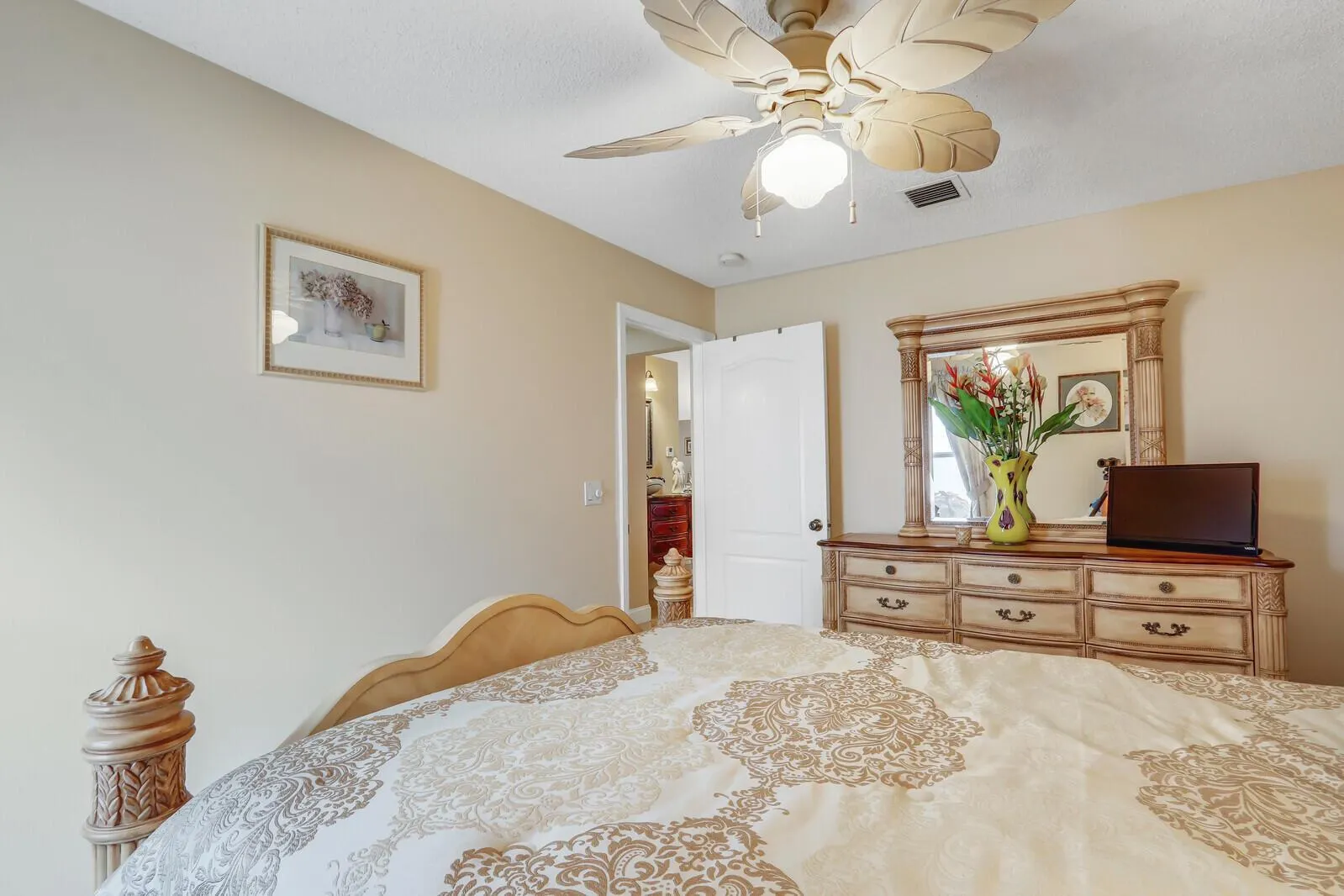 121 Egret Drive