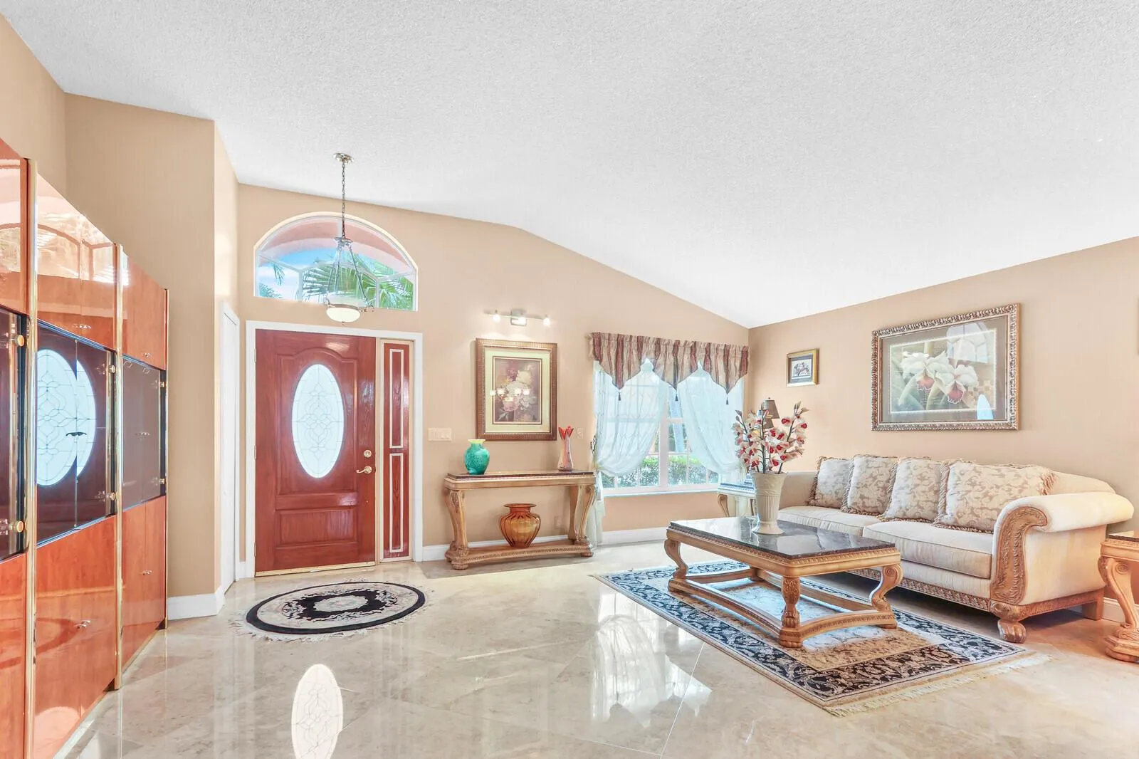 121 Egret Drive