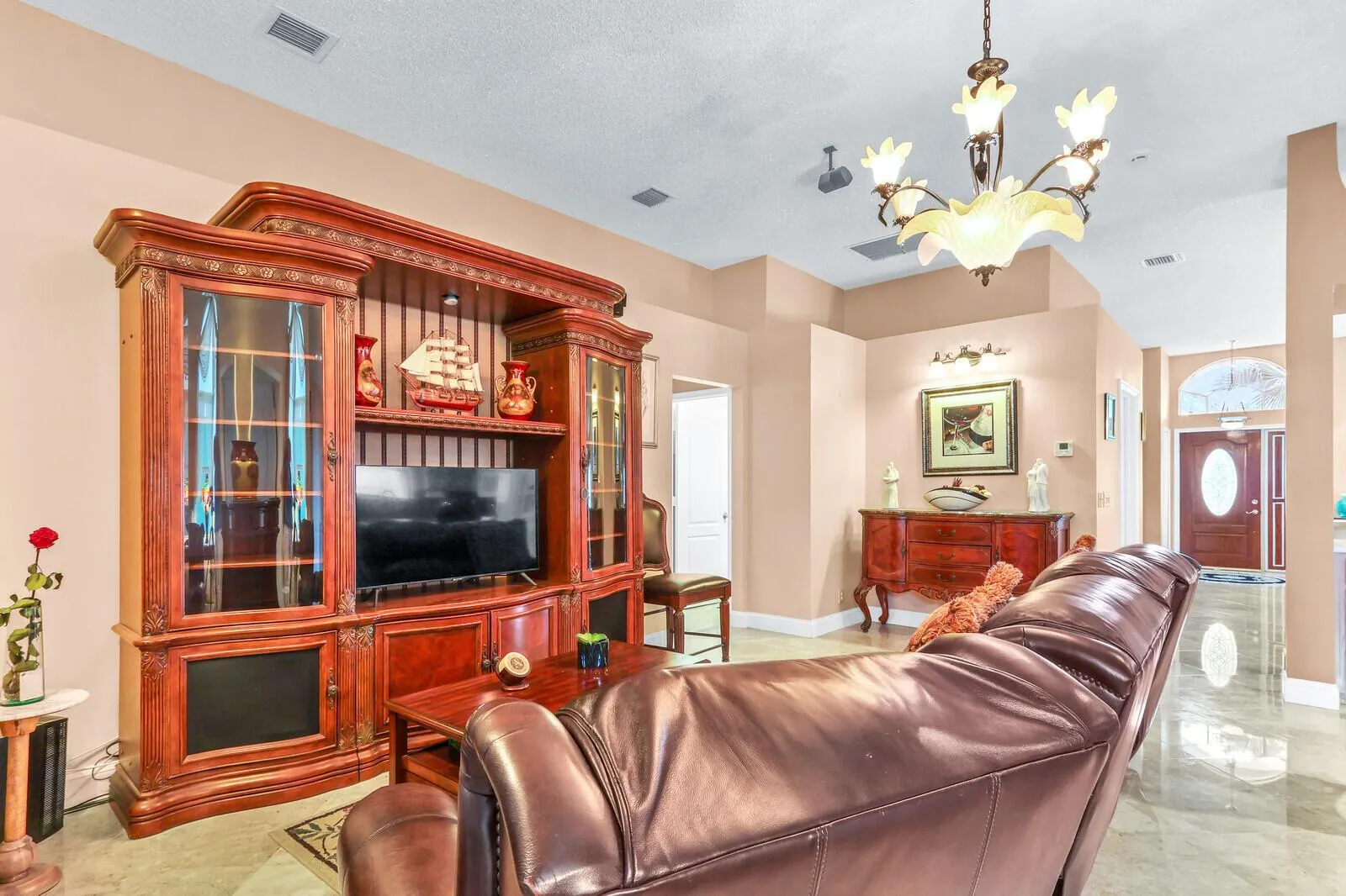 121 Egret Drive