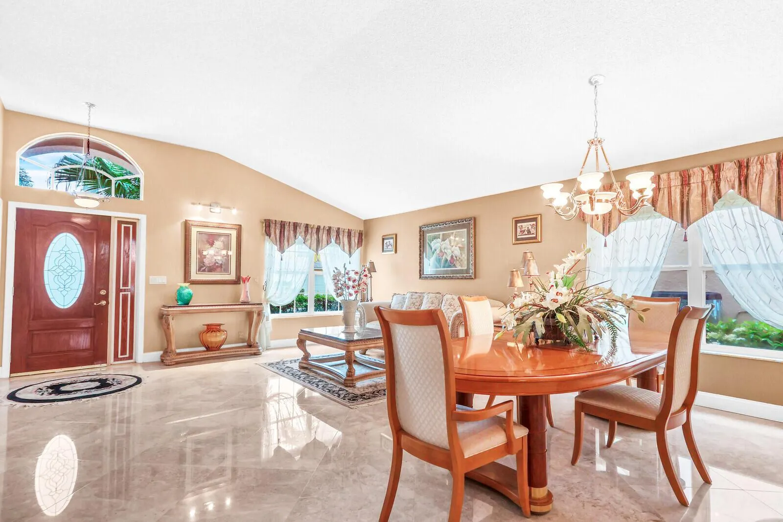 121 Egret Drive