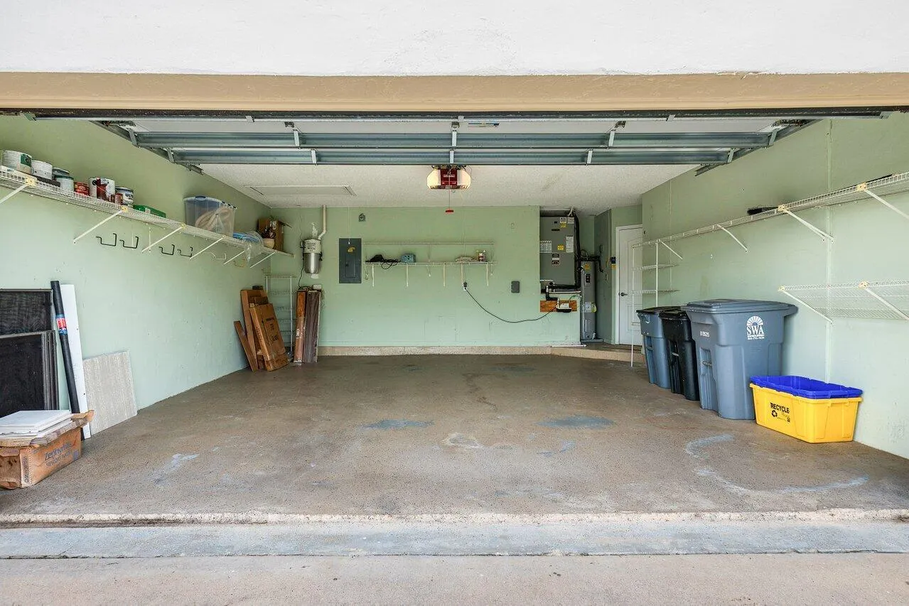 8207 Cassia Drive