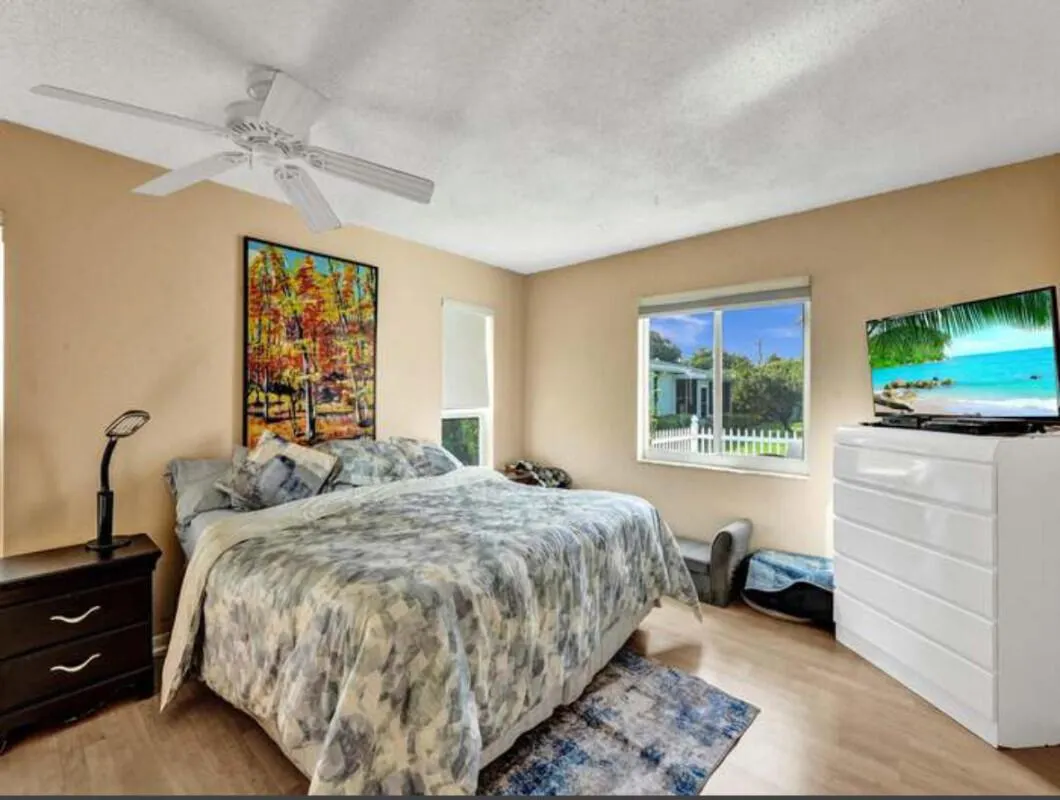 2721 SW 13th Street, #101