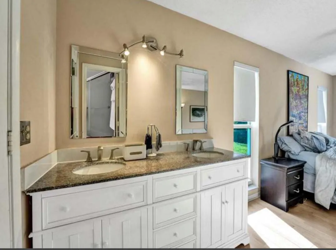 2721 SW 13th Street, #101
