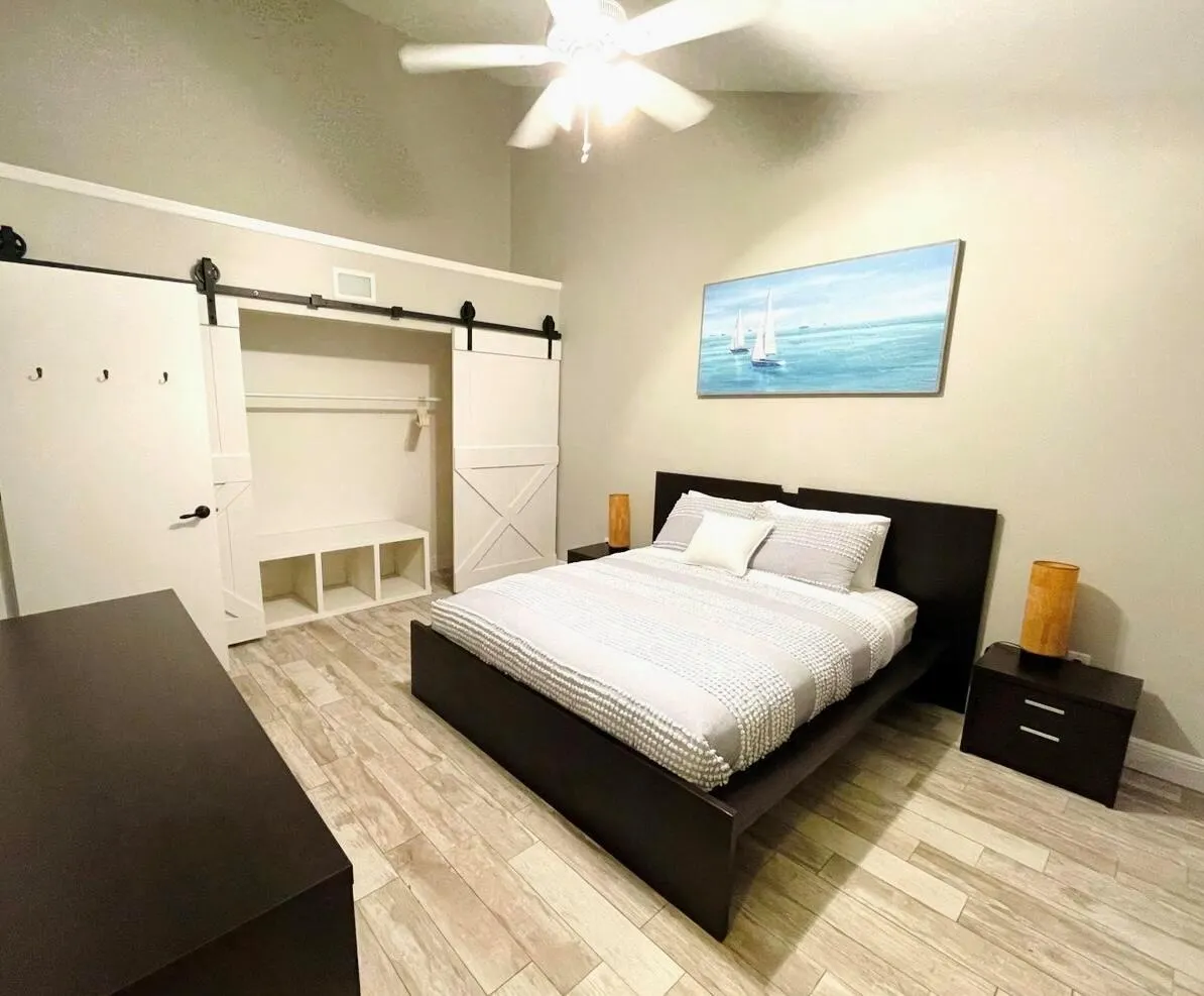1317 Periwinkle Place