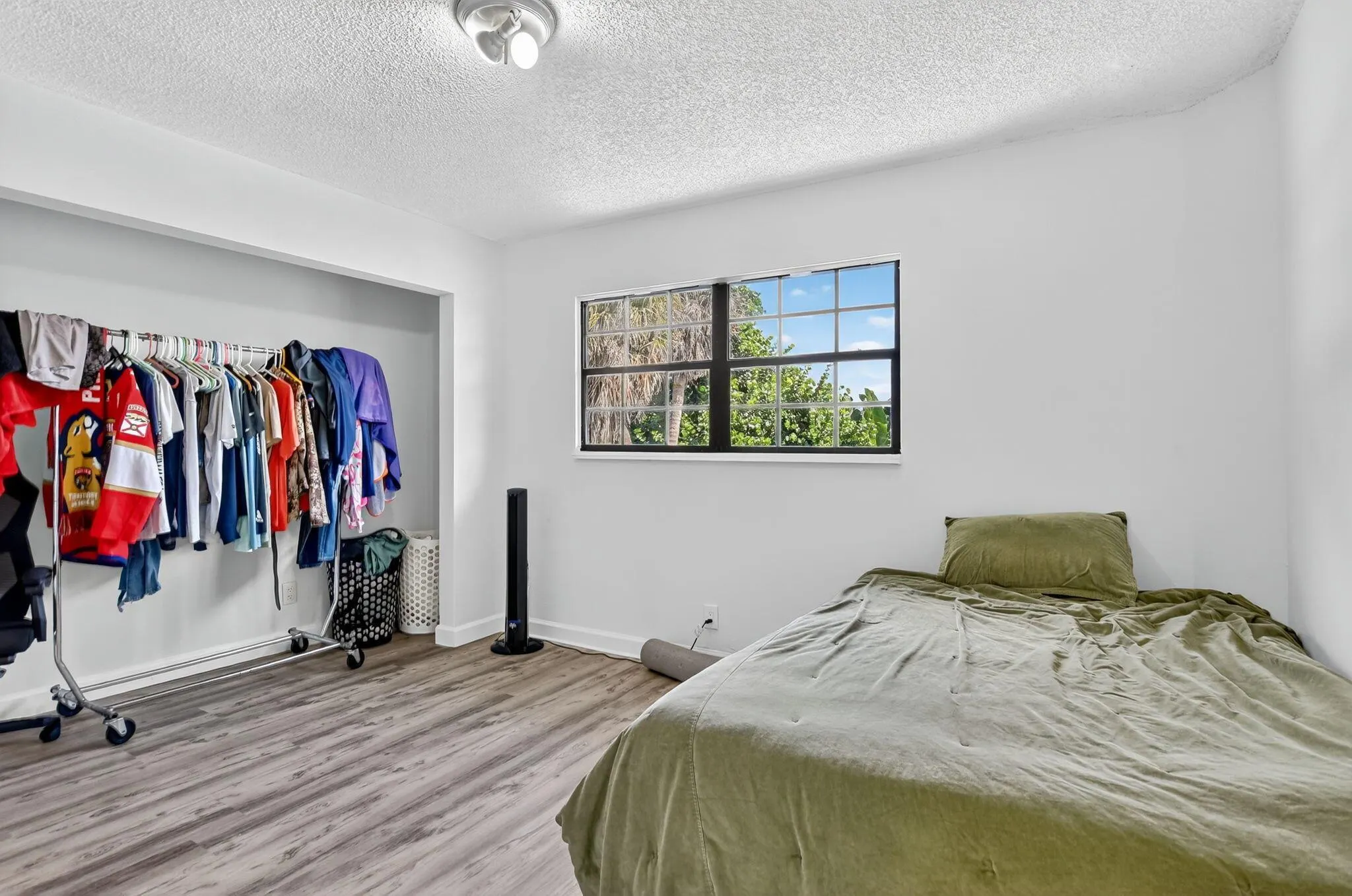 1517 SE 4th Court