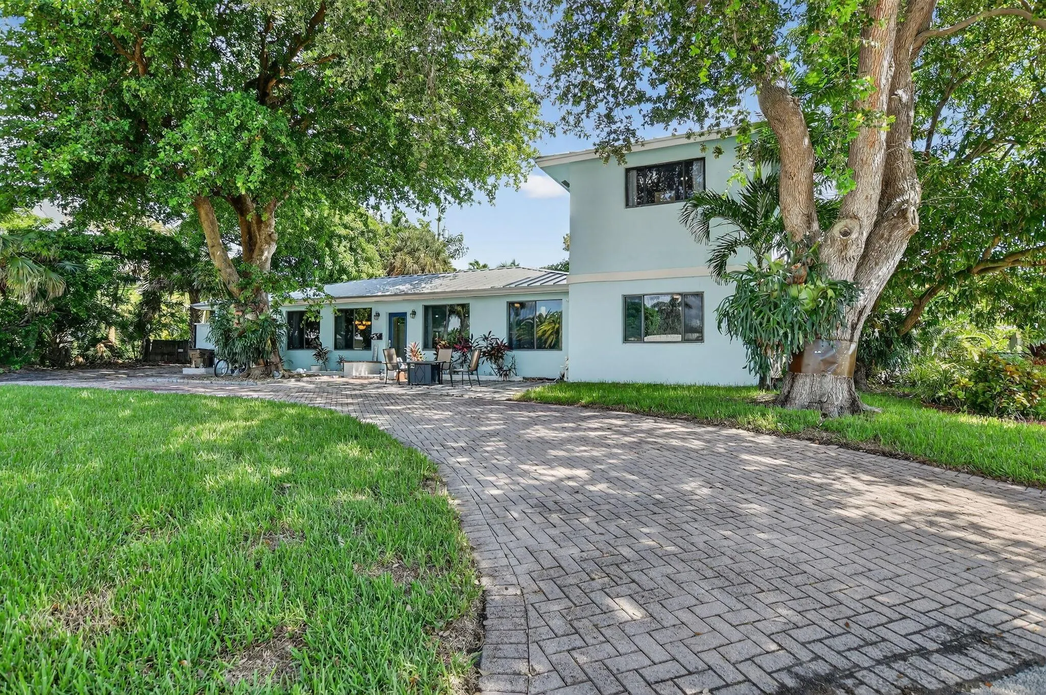 1517 SE 4th Court