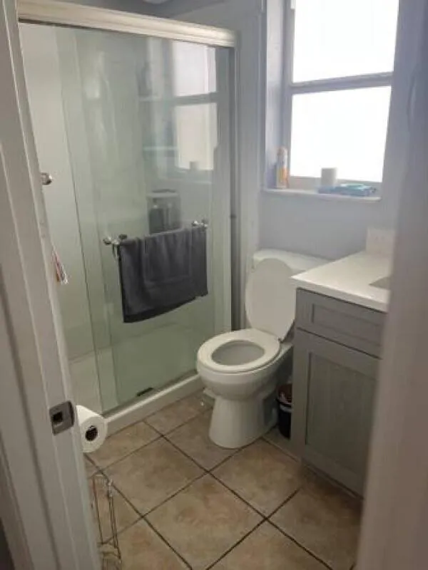 1116 Lake Terrace, #105
