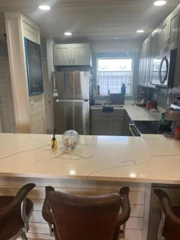1116 Lake Terrace, #105