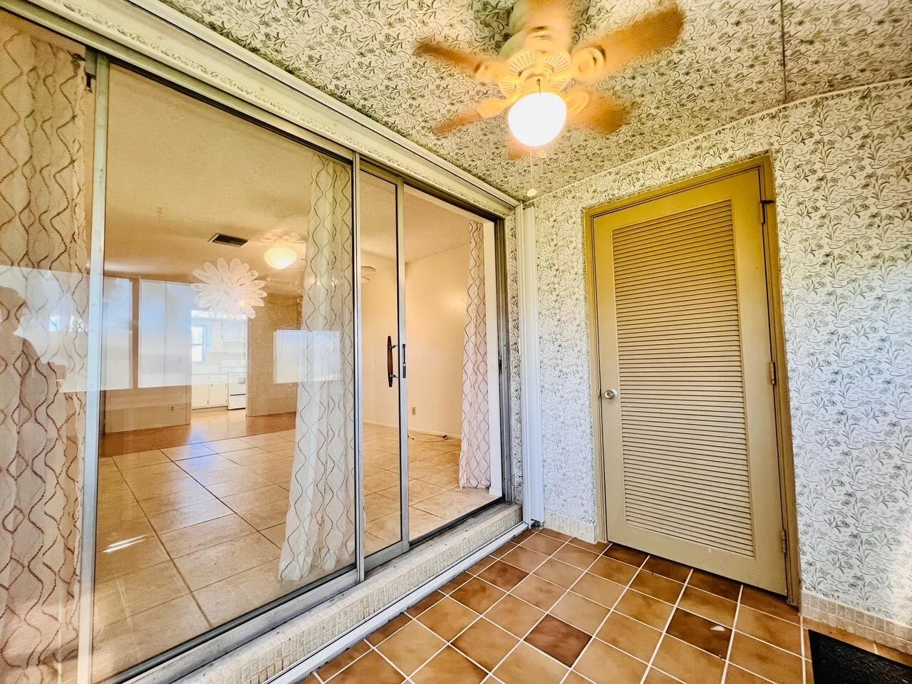 2545 Dudley Drive W, #L
