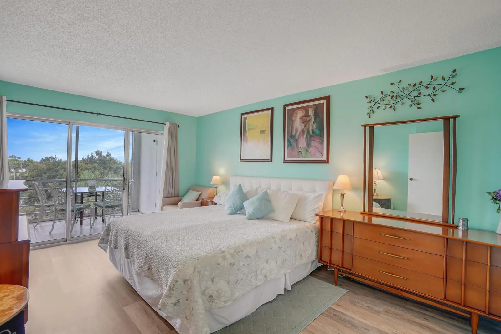 3959 Via Poinciana, #503