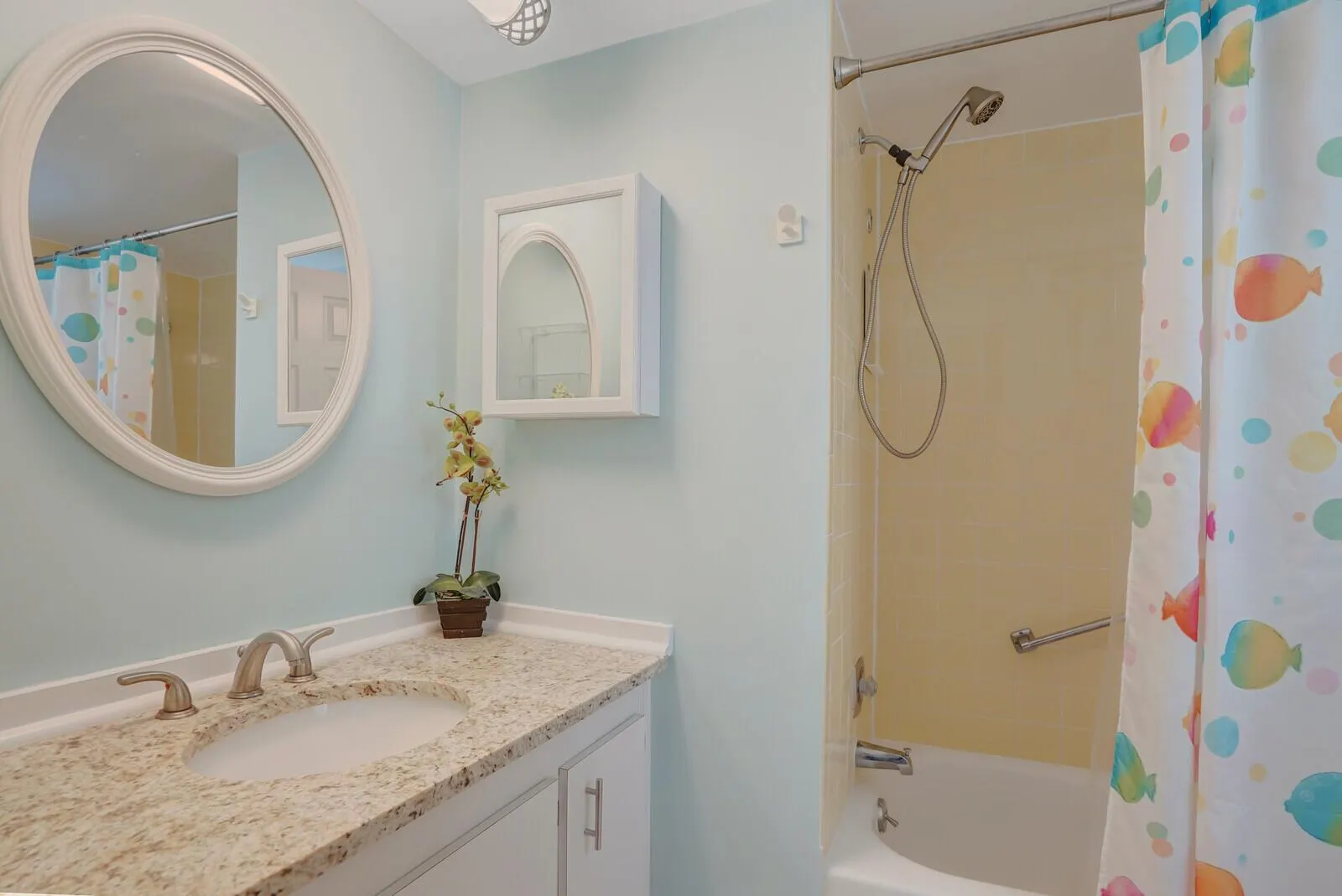 3959 Via Poinciana, #503