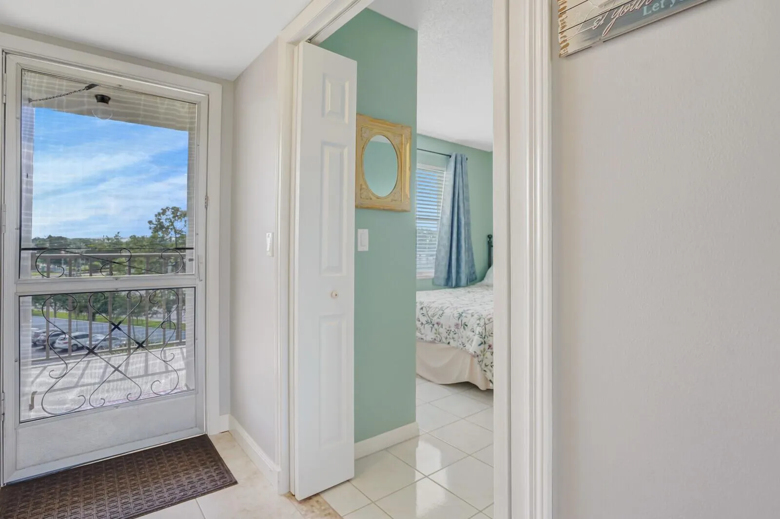 3959 Via Poinciana, #503