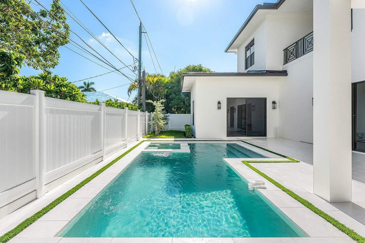 109 Arlington Place
