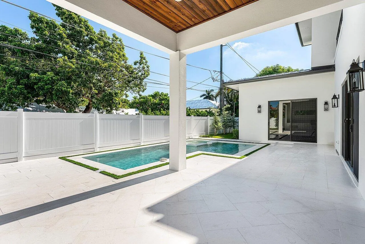 109 Arlington Place