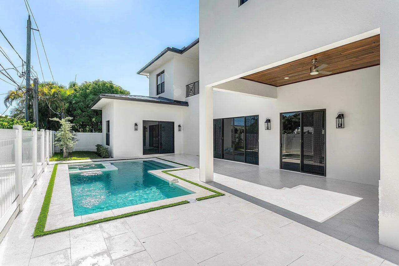 109 Arlington Place