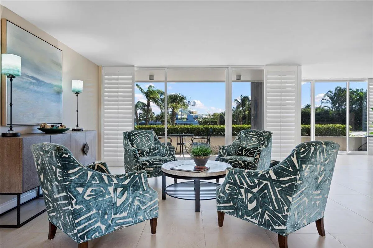 120 Lakeshore Drive, #436