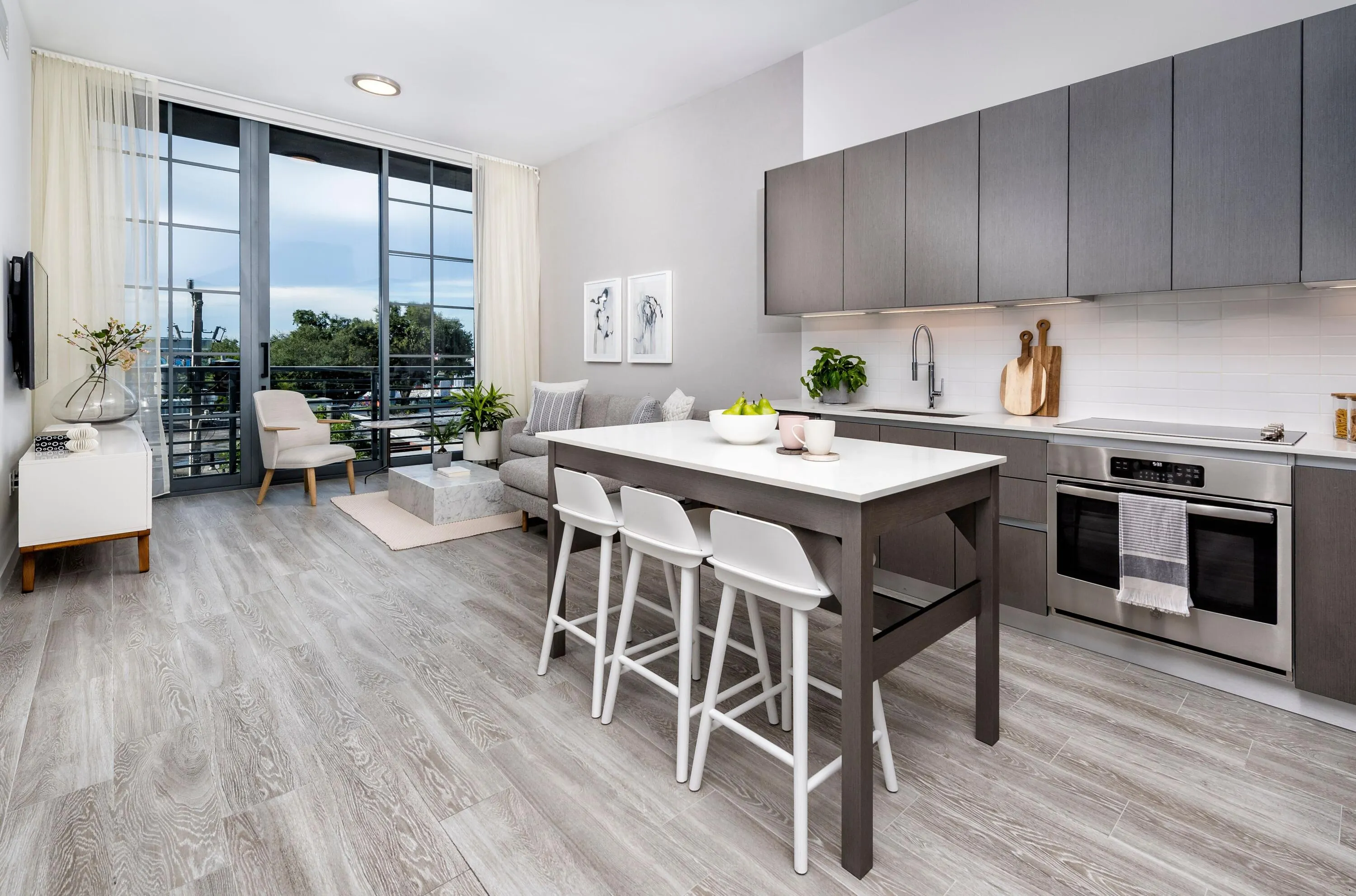 240 NW 25th Street, #415