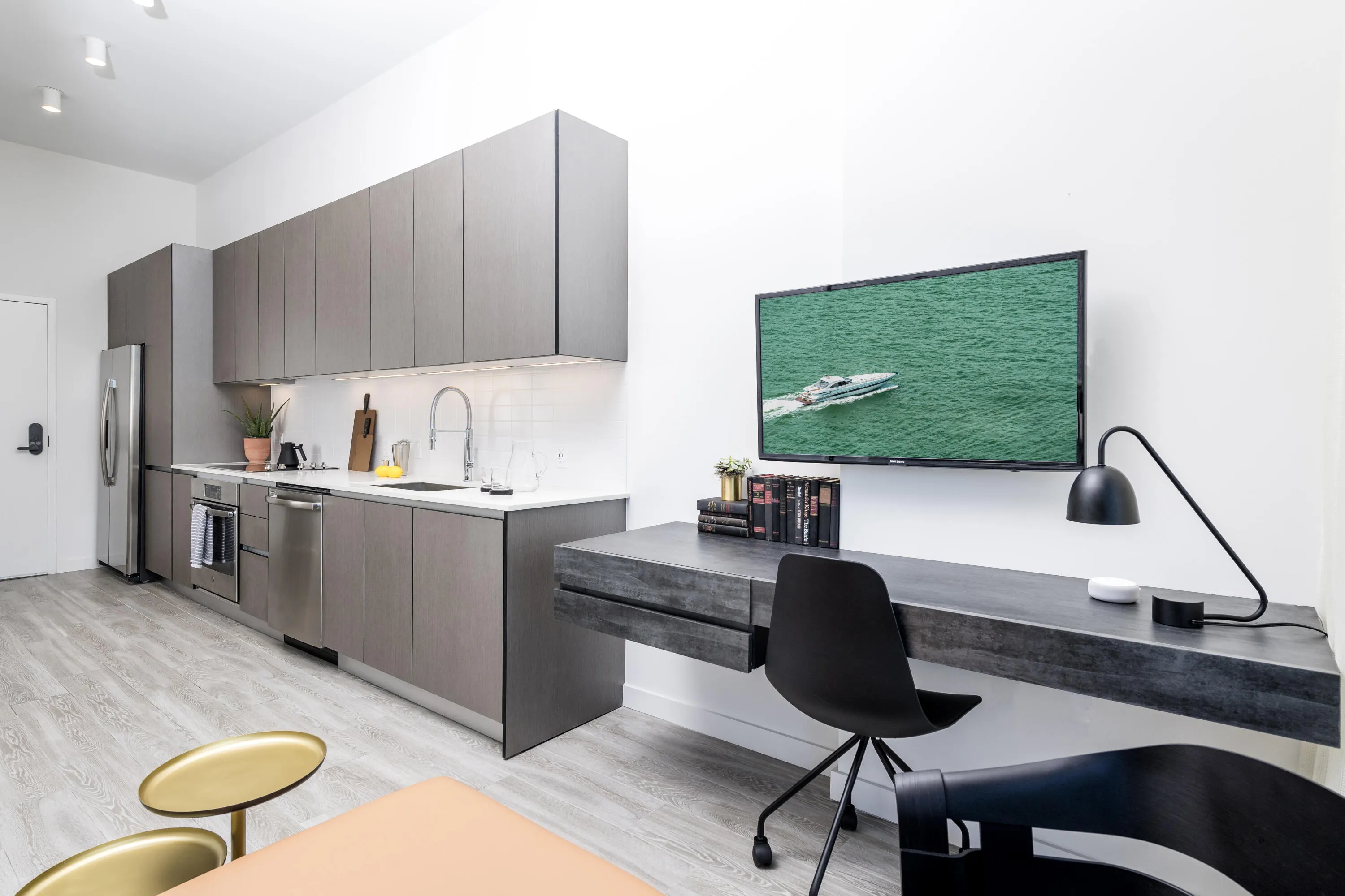 240 NW 25th Street, #415