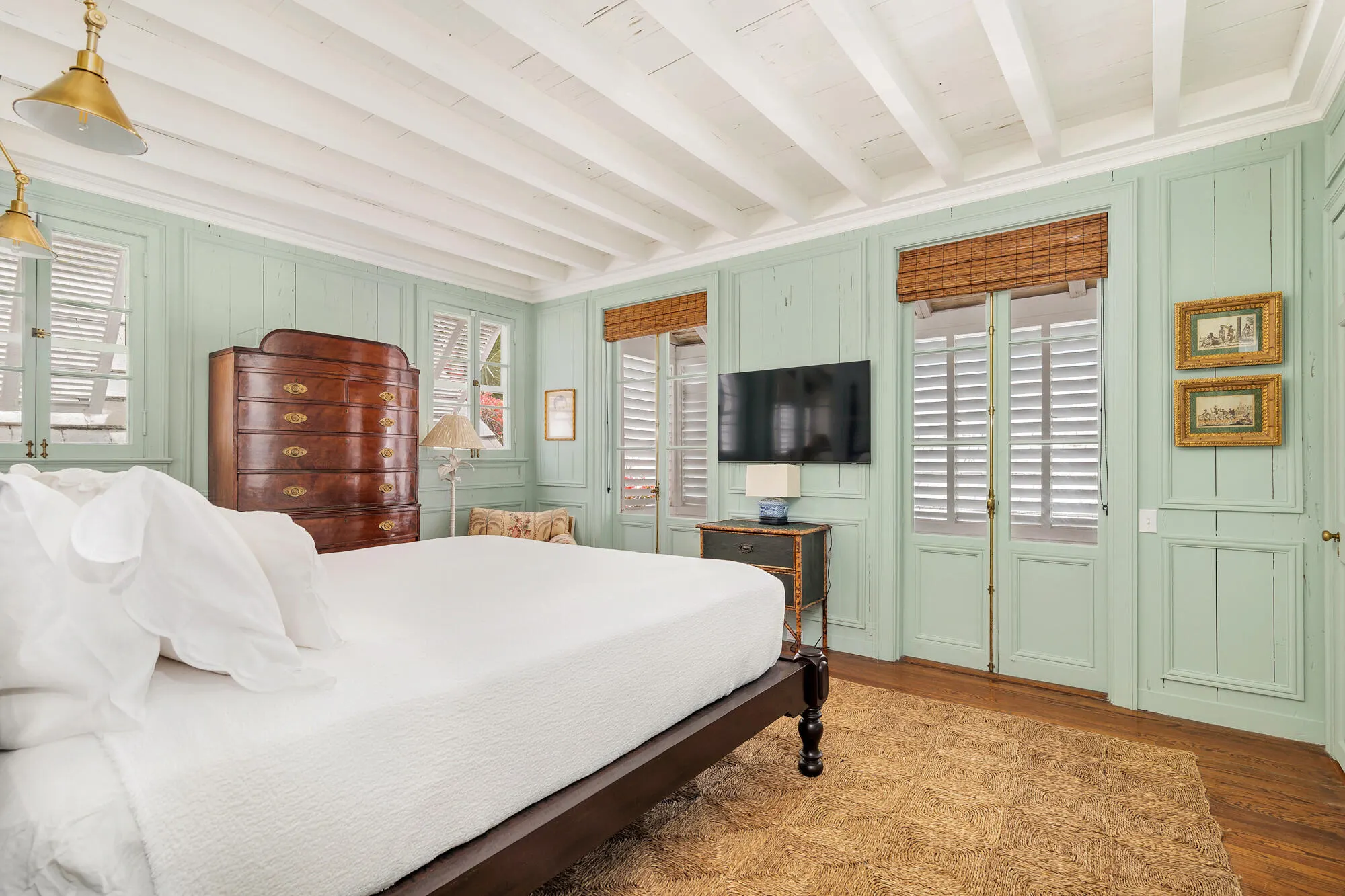 417 Peruvian Avenue, #1