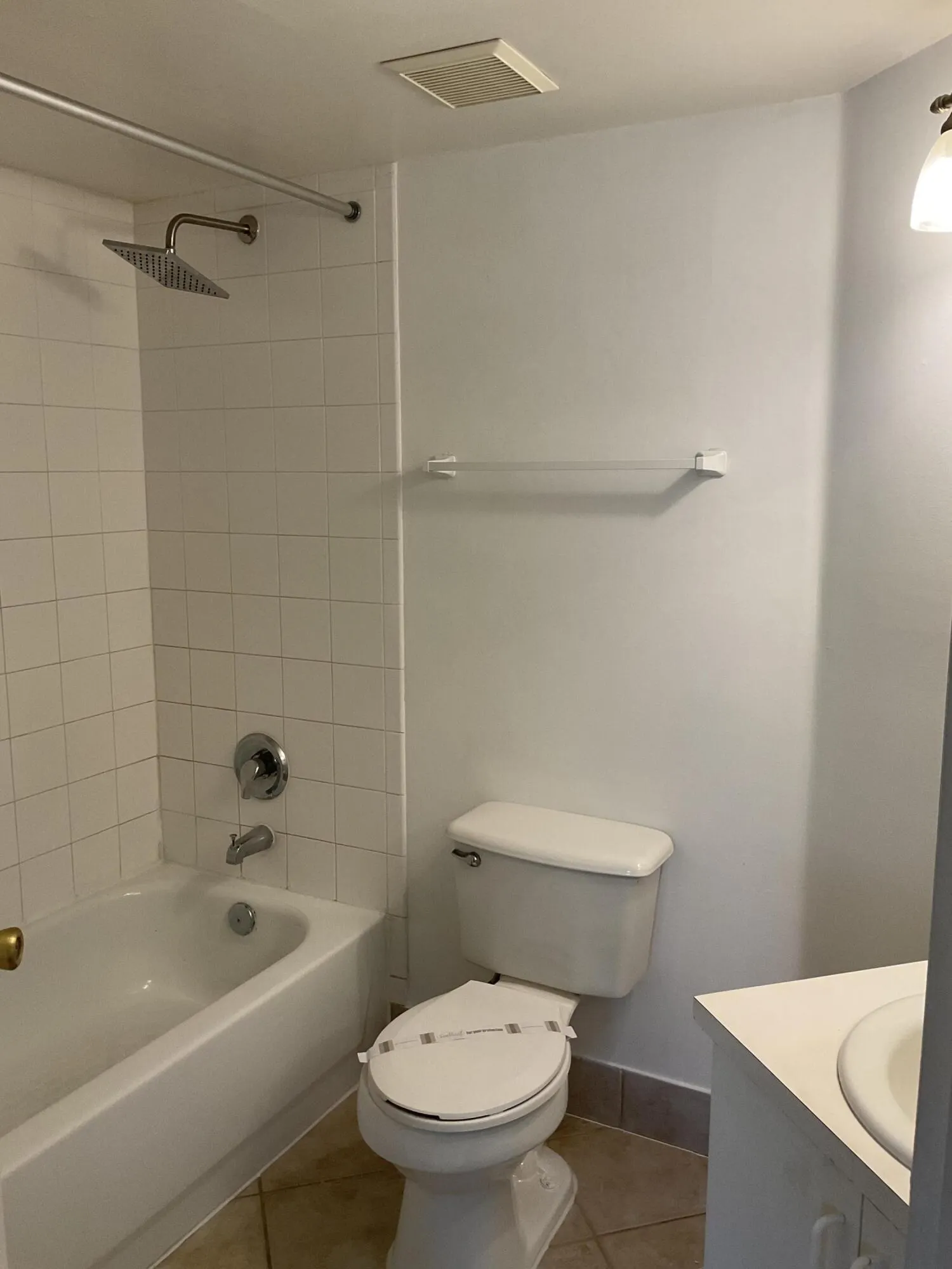 4175 N Haverhill Road, #905