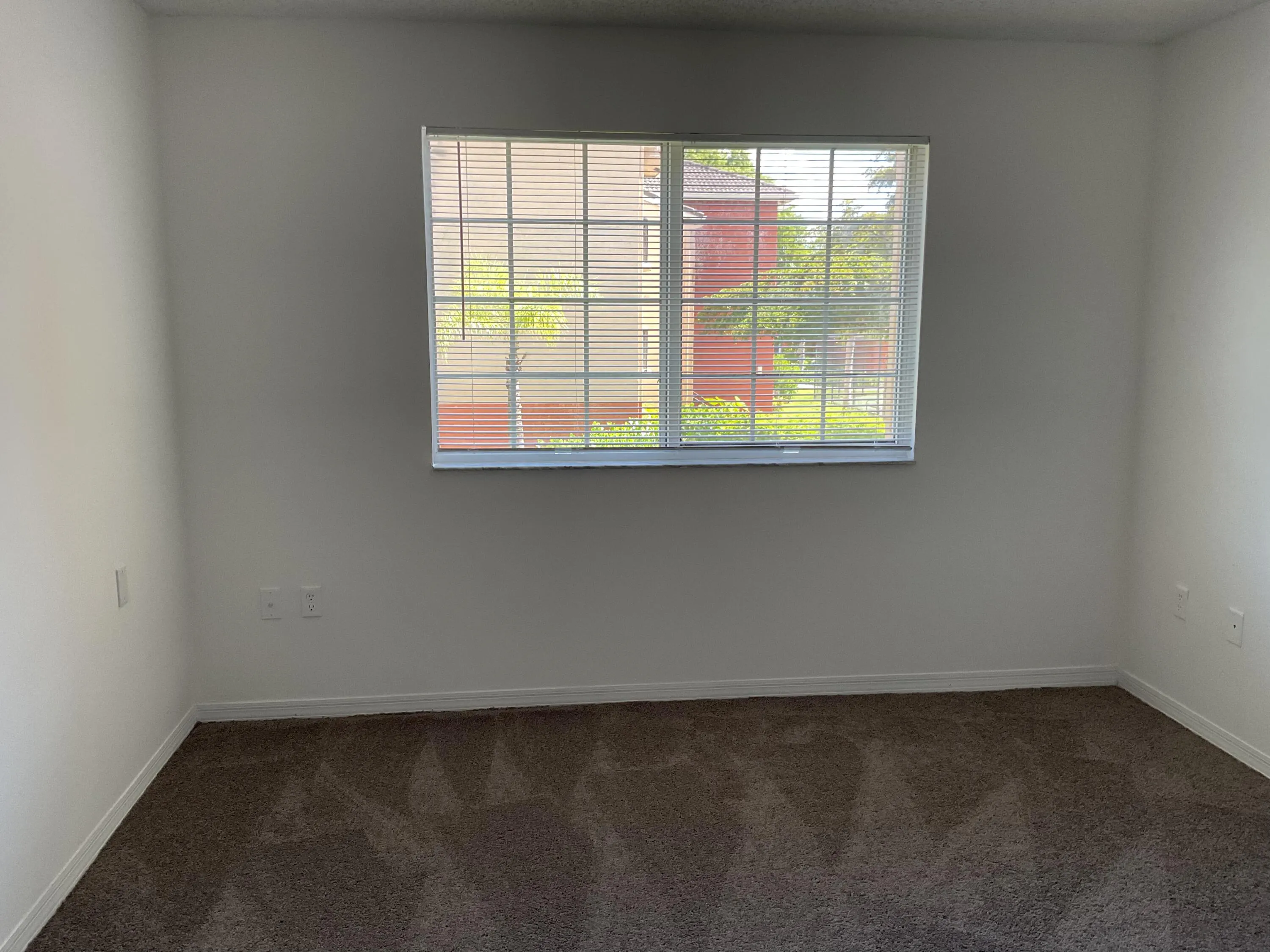 4175 N Haverhill Road, #905