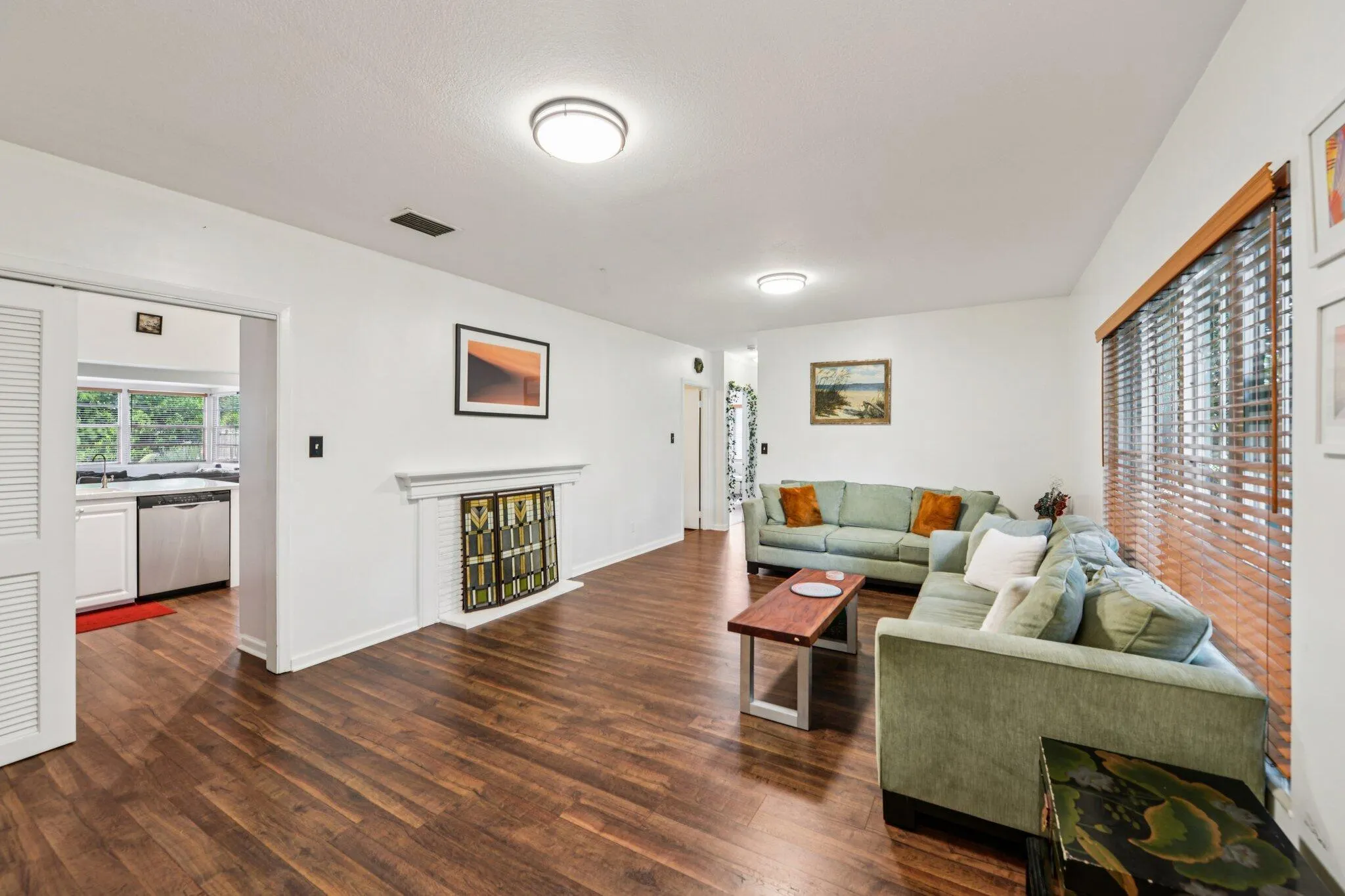 221 NE 17th Street