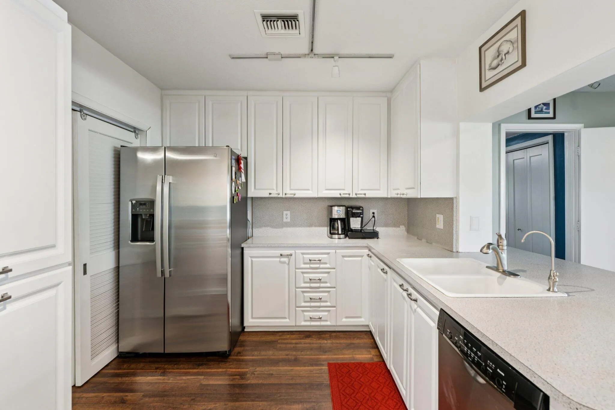 221 NE 17th Street