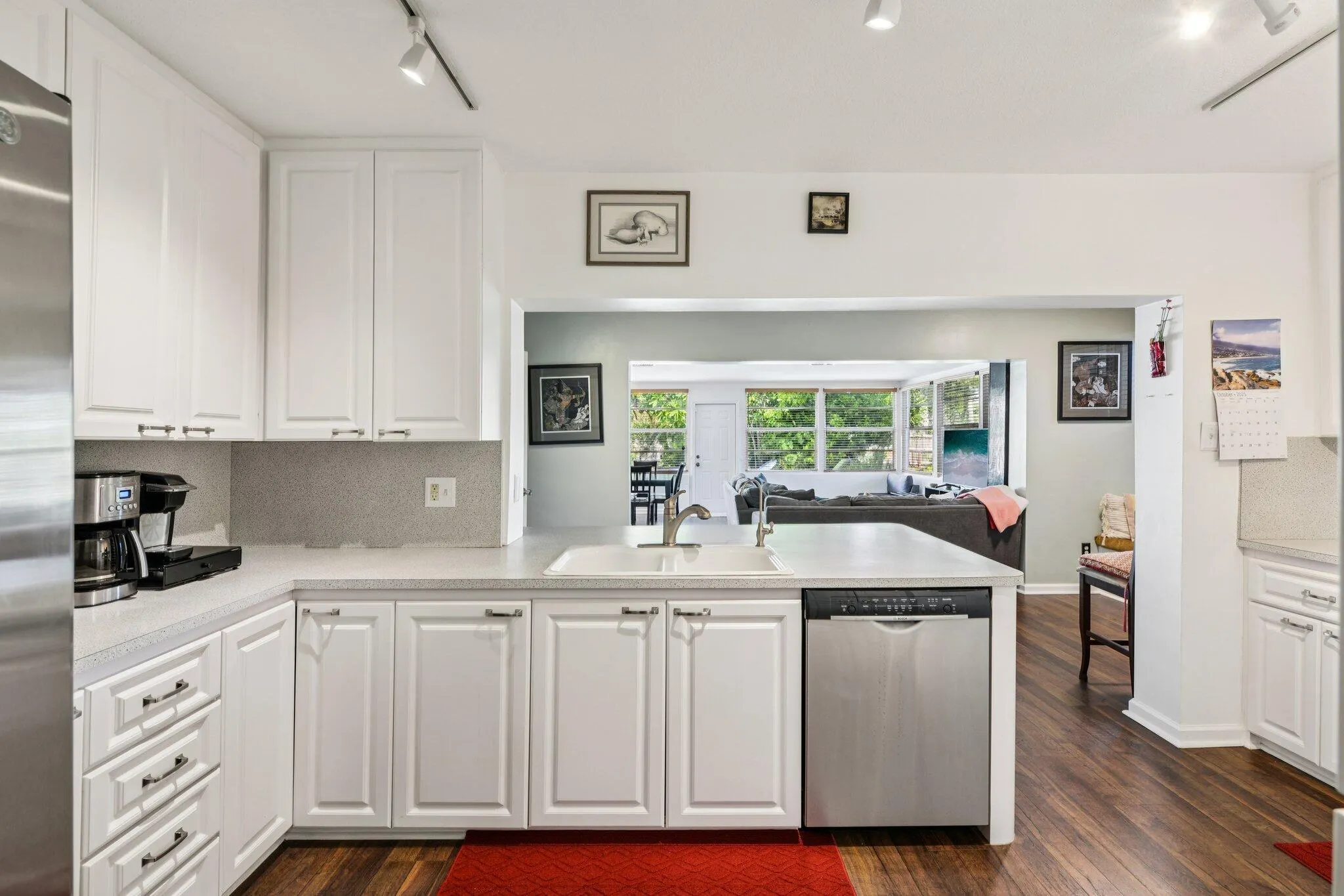 221 NE 17th Street