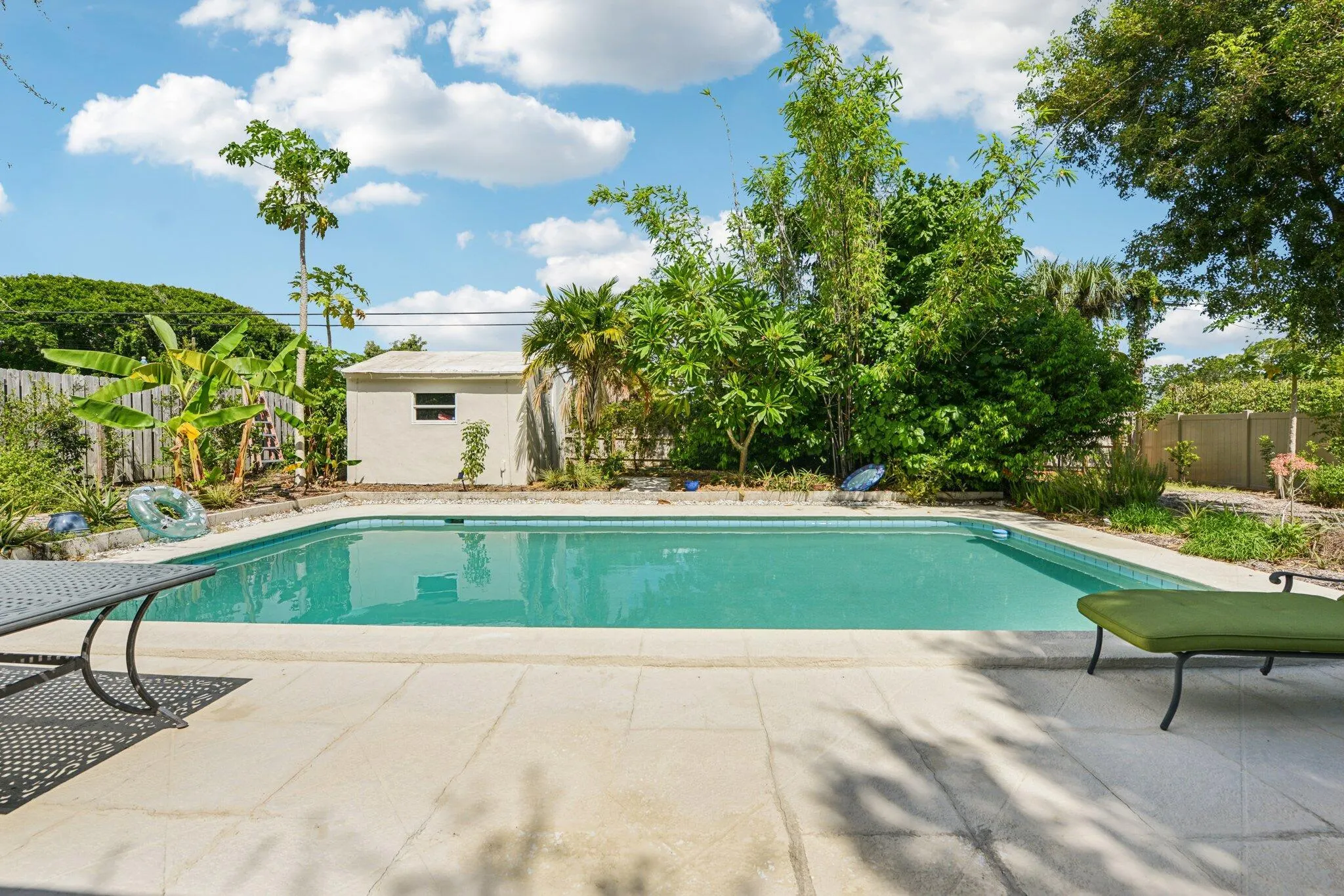 221 NE 17th Street