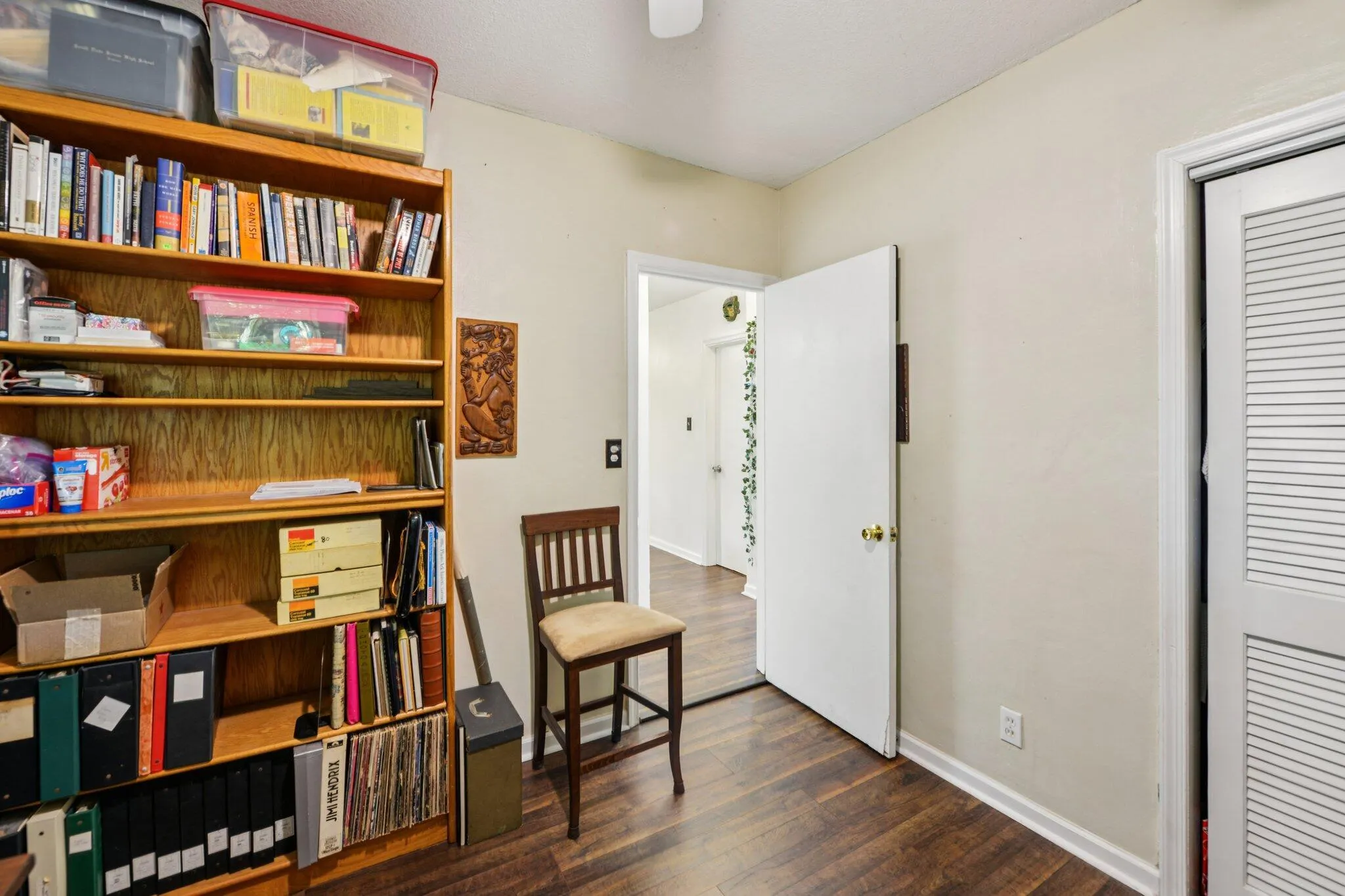 221 NE 17th Street