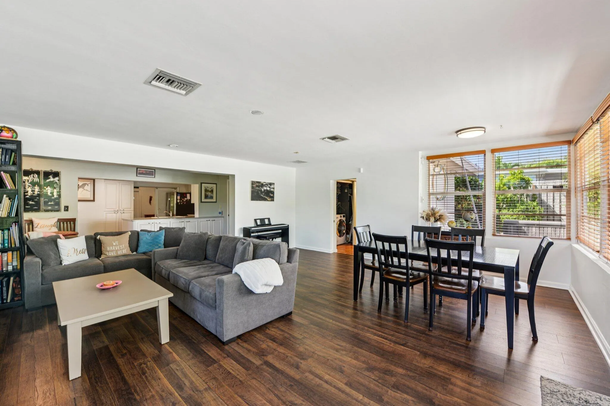 221 NE 17th Street