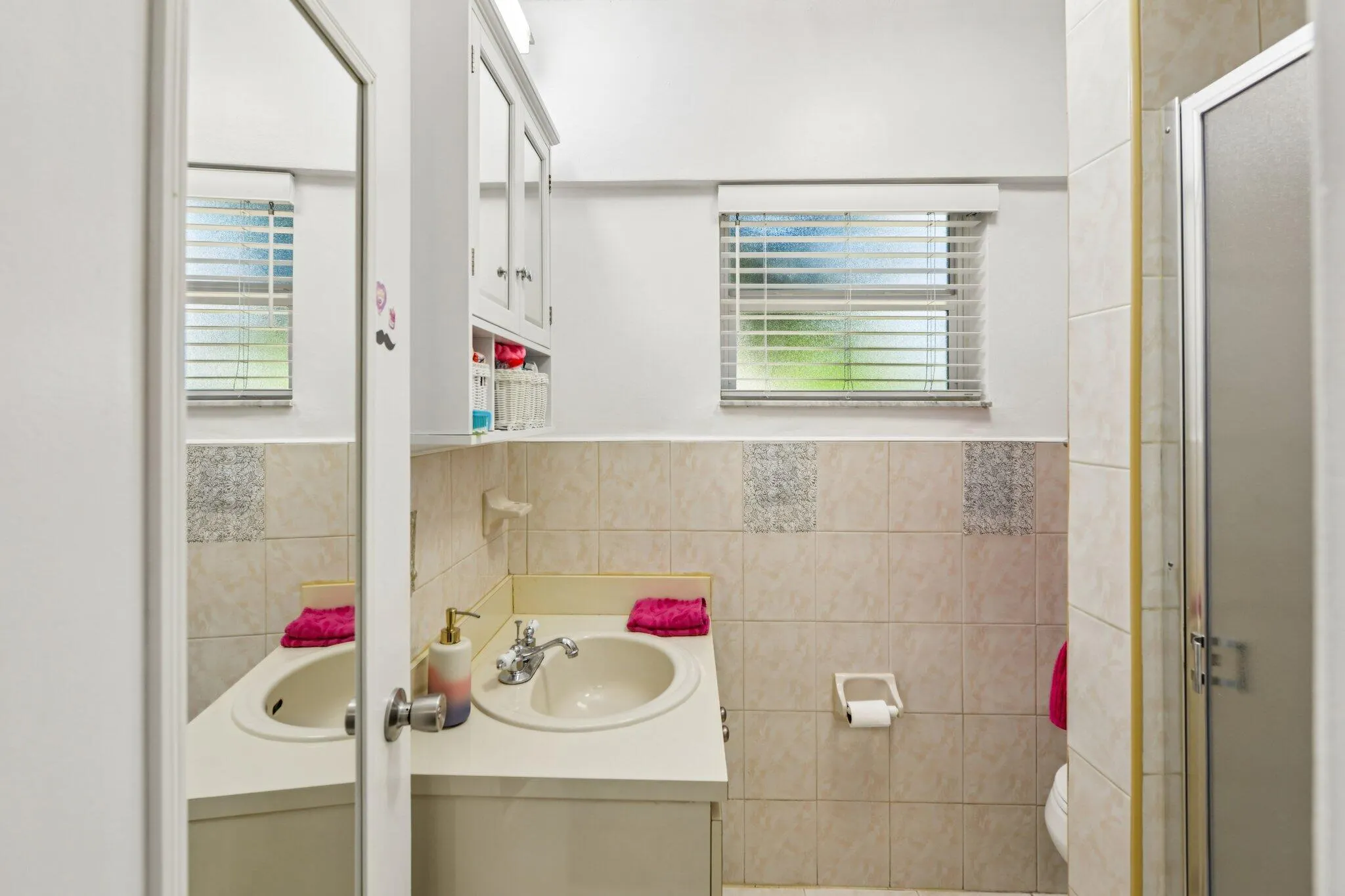221 NE 17th Street