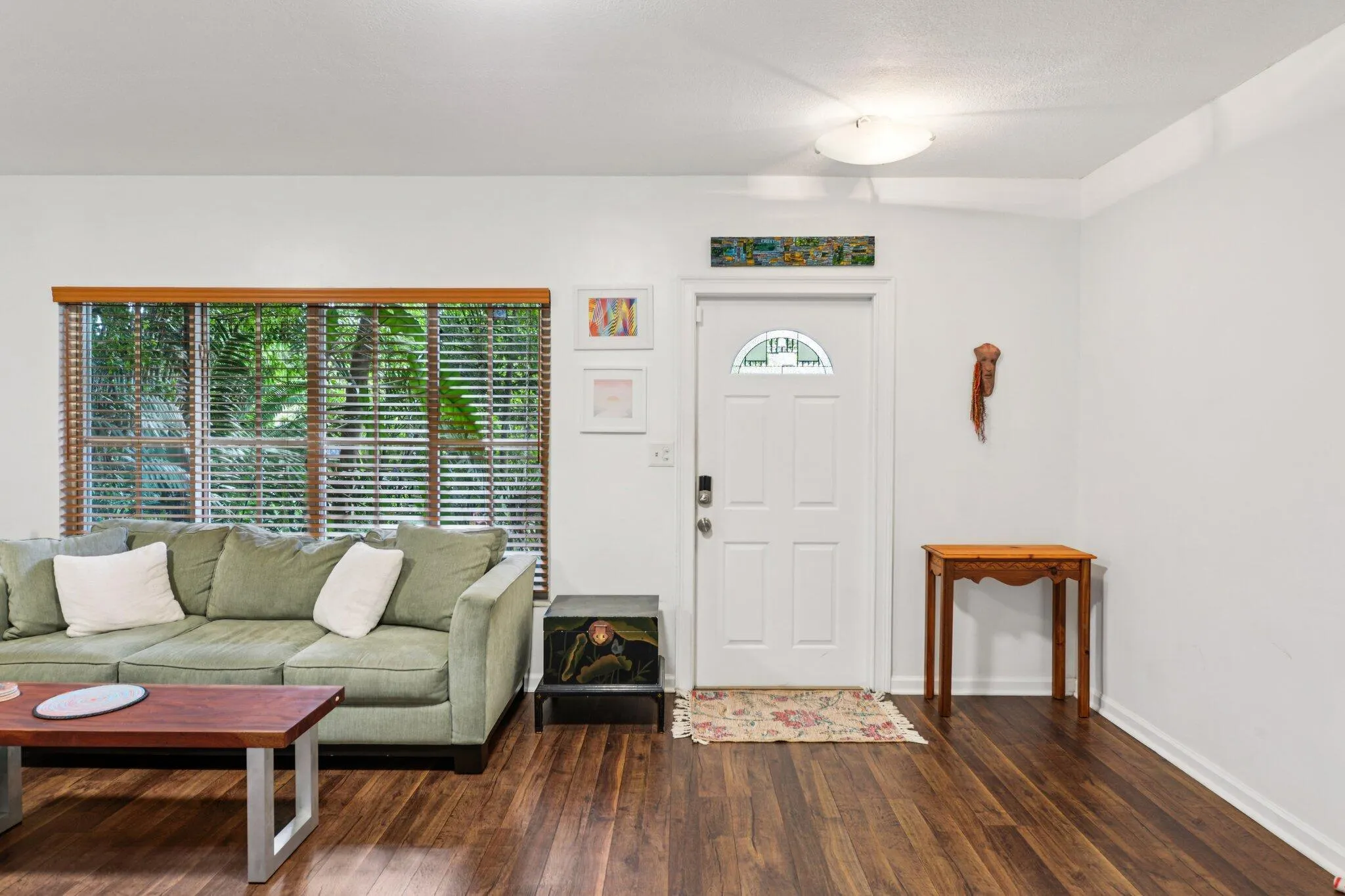 221 NE 17th Street