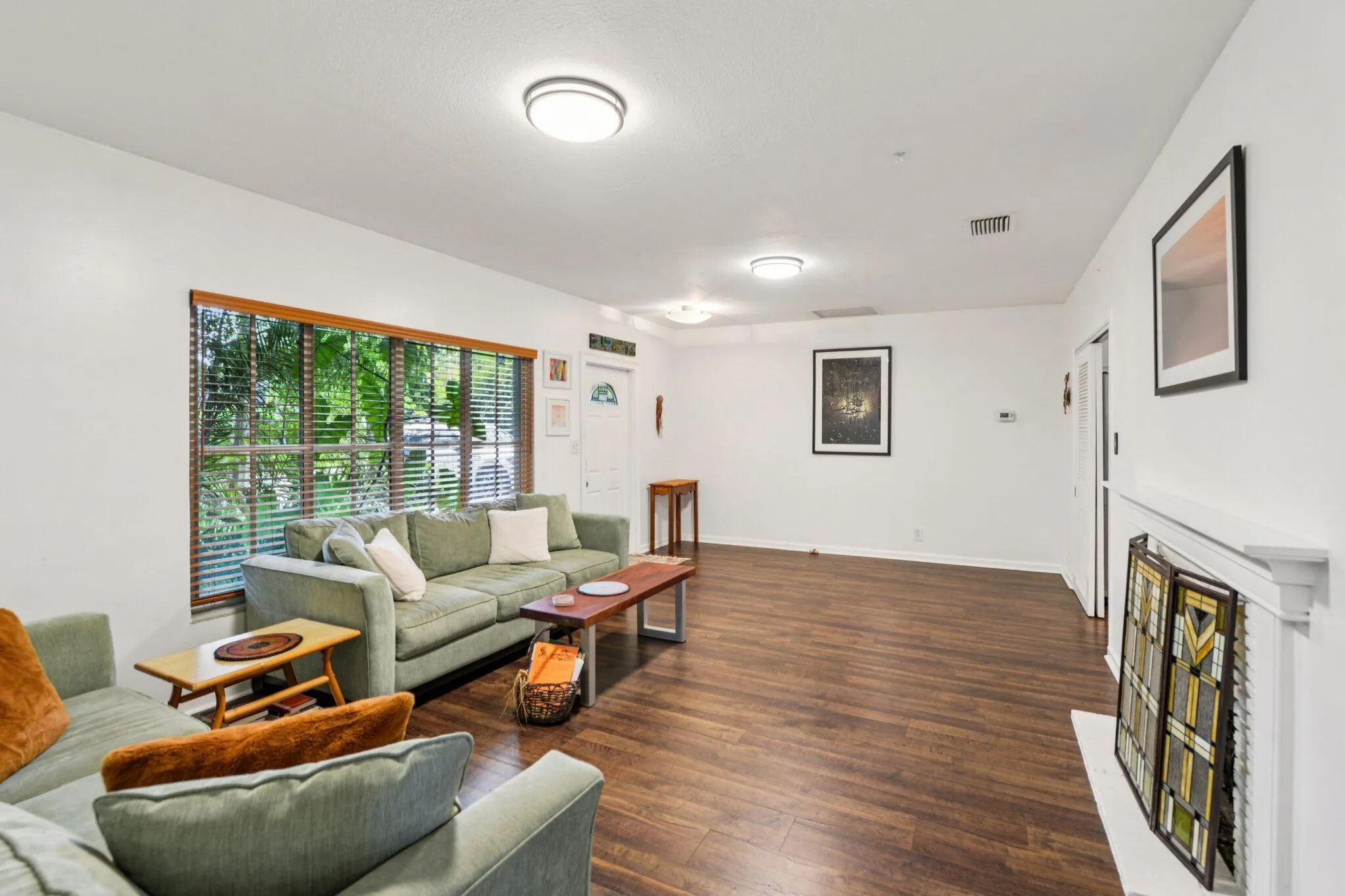 221 NE 17th Street