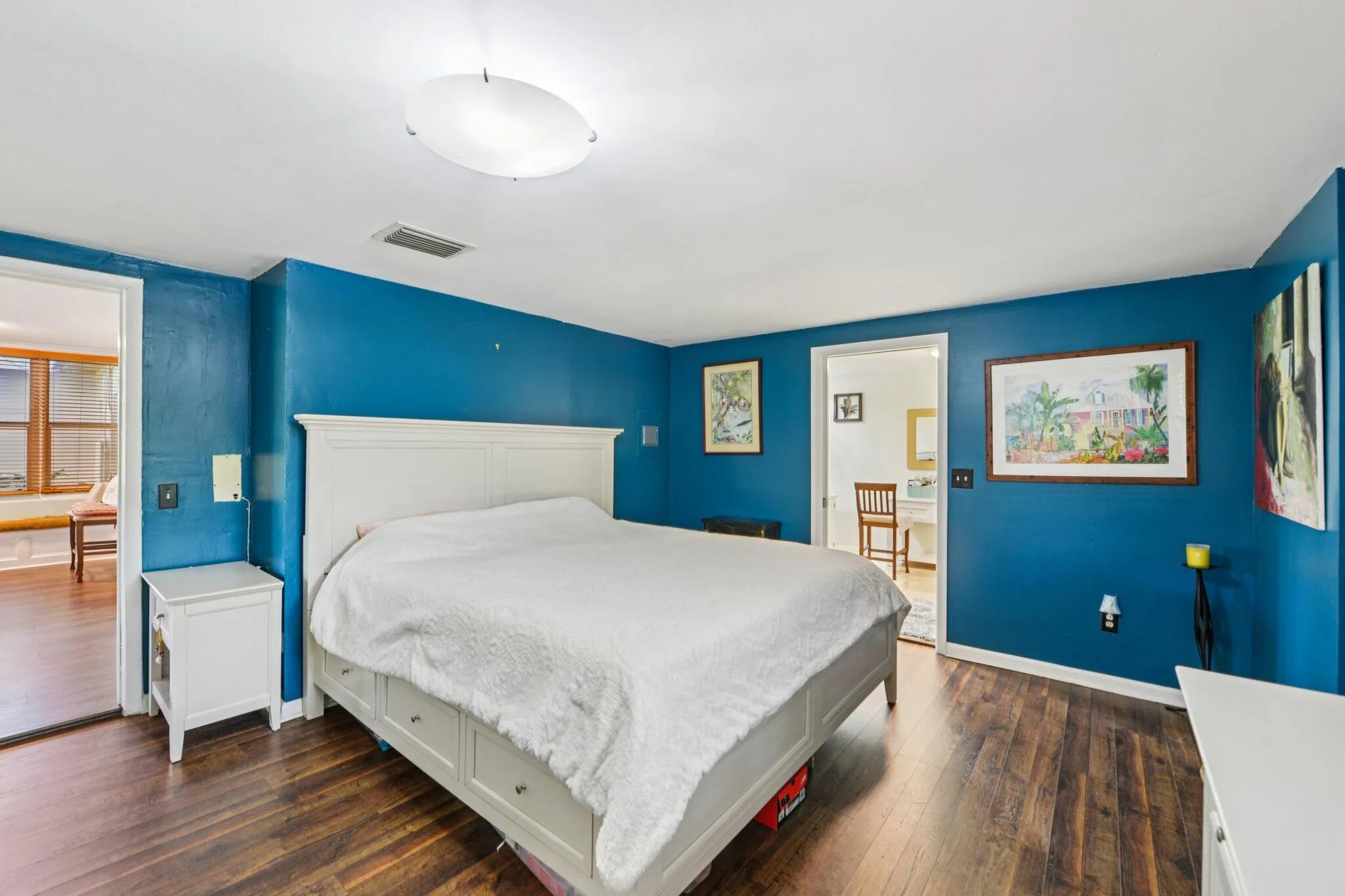 221 NE 17th Street