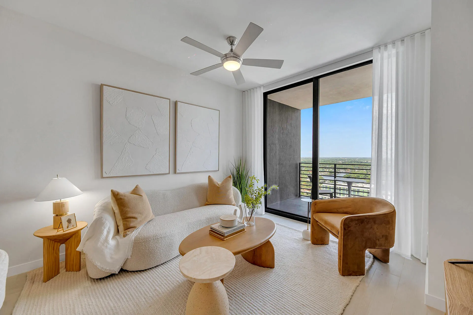 401 SW 1st Avenue, #902
