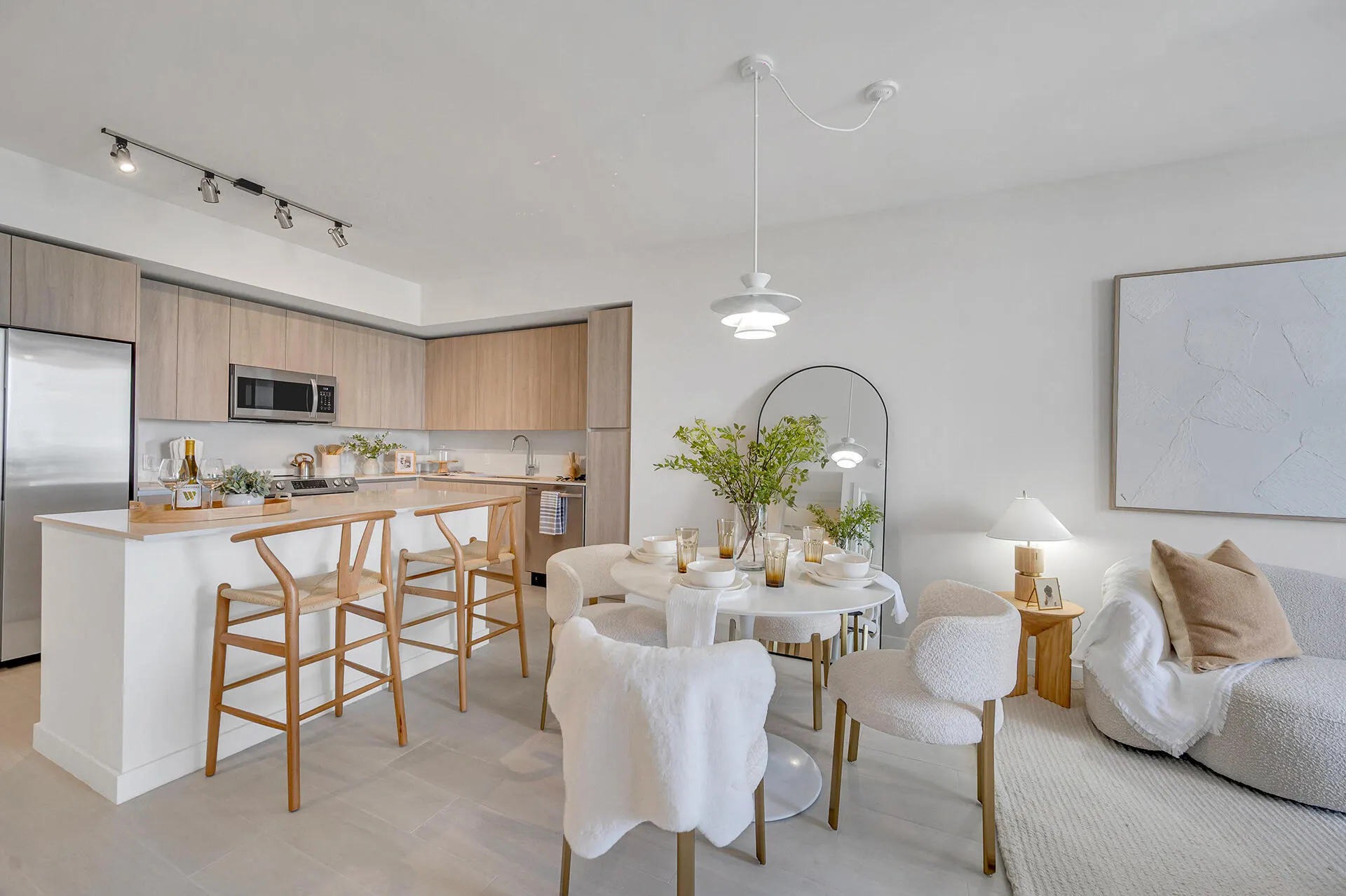 401 SW 1st Avenue, #204