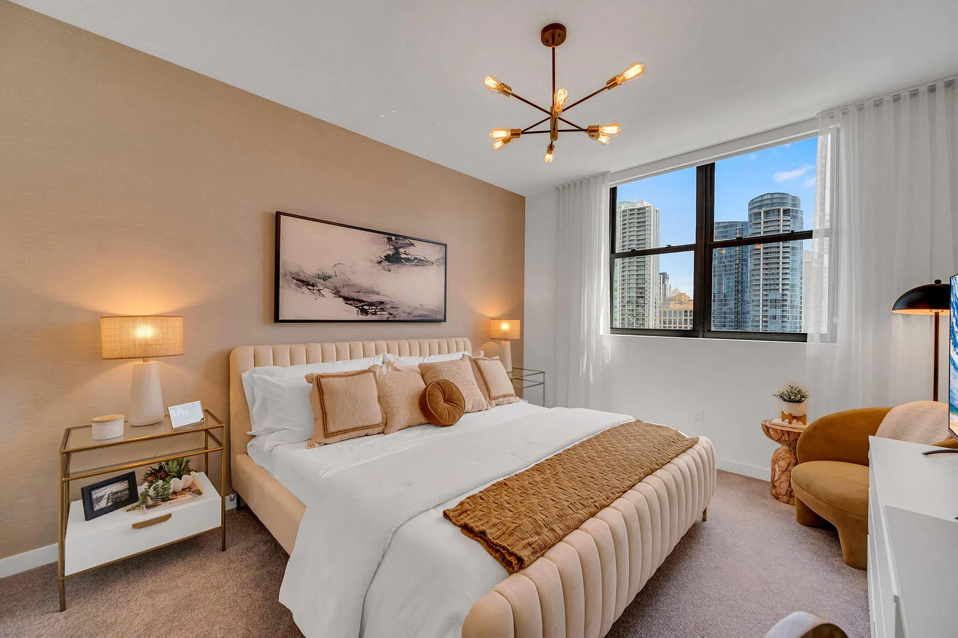 401 SW 1st Avenue, #204