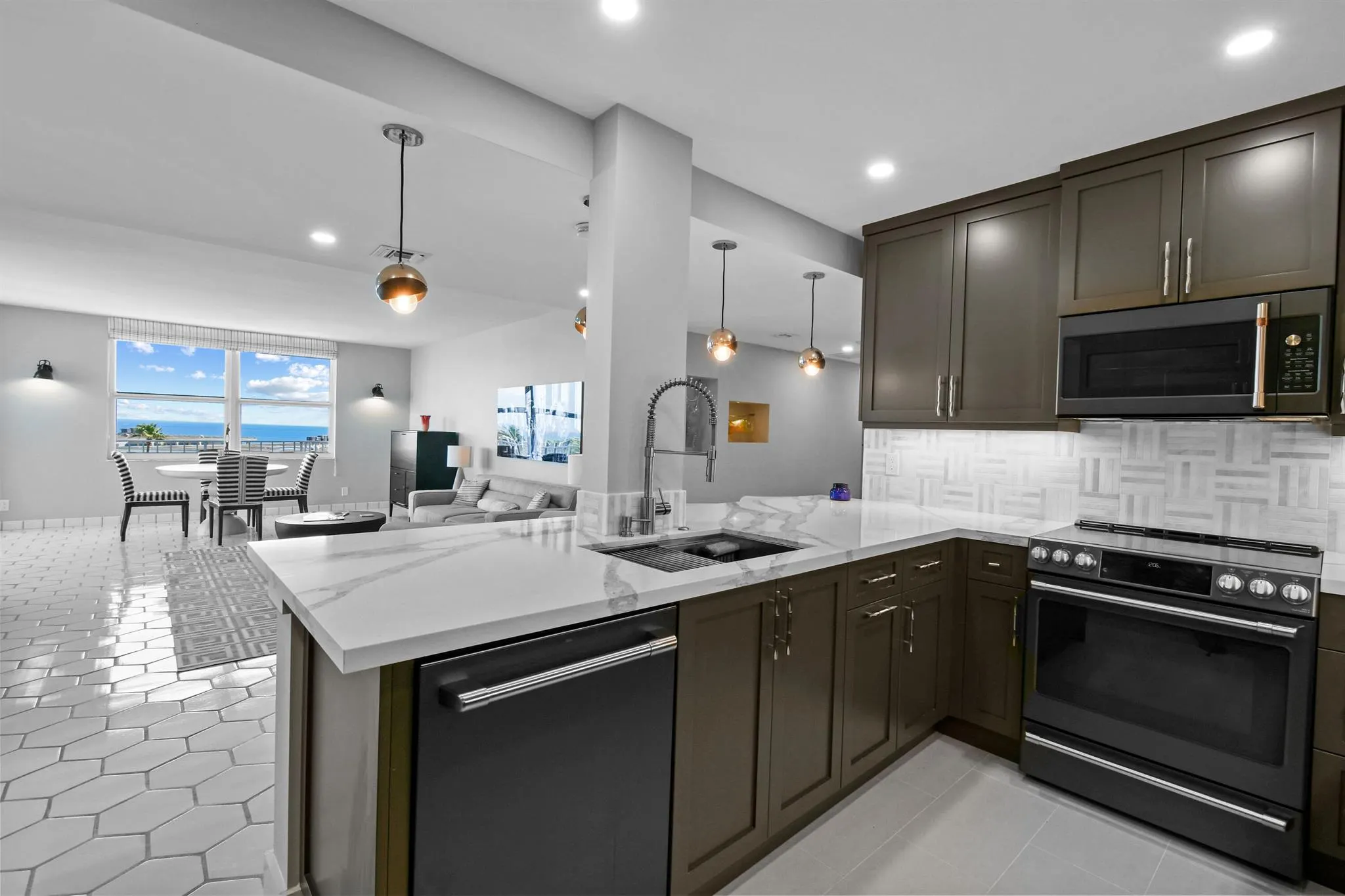 2295 S Ocean Boulevard, #617